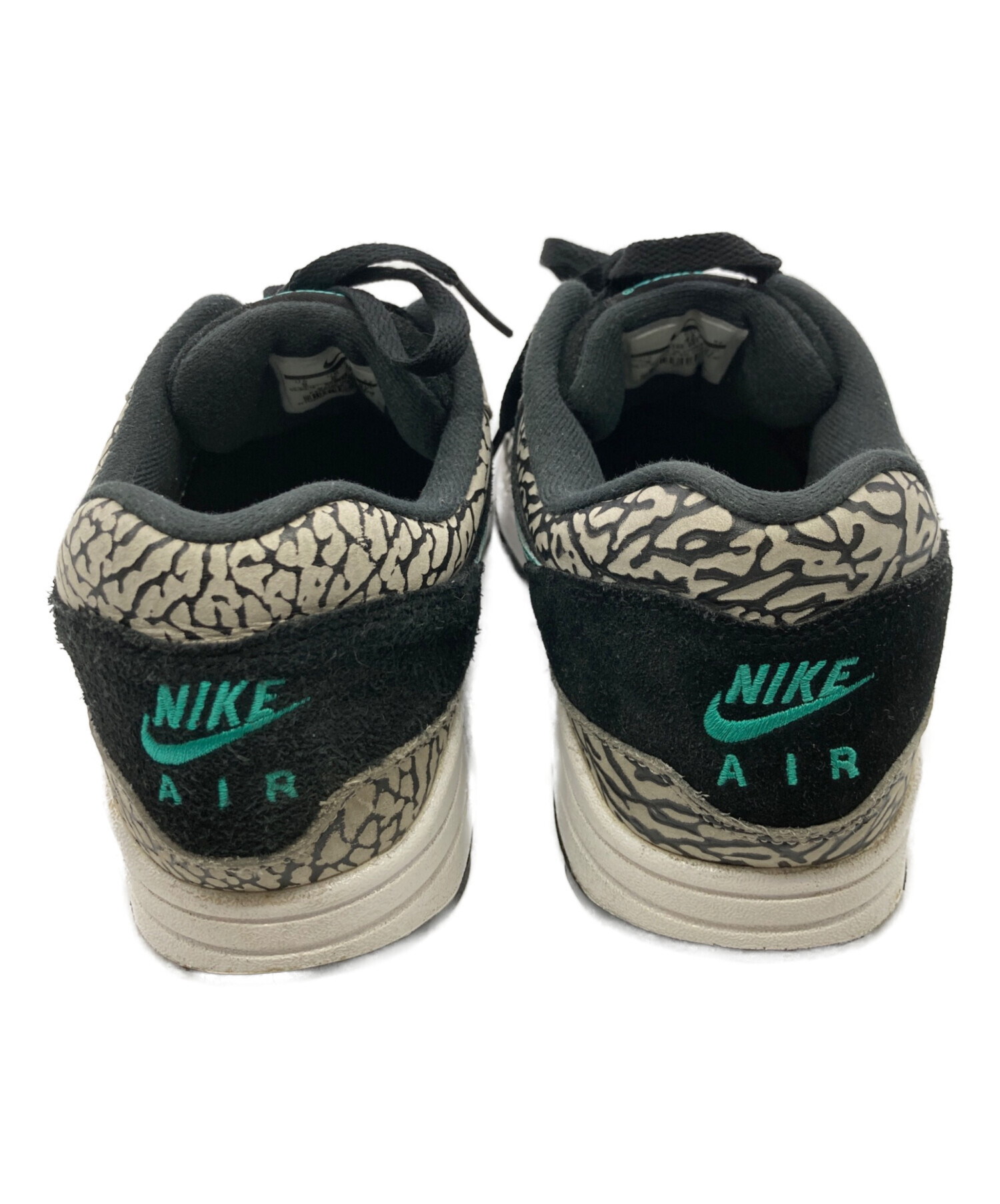 中古・古着通販】NIKE (ナイキ) ローカットスニーカー ホワイト×グレー