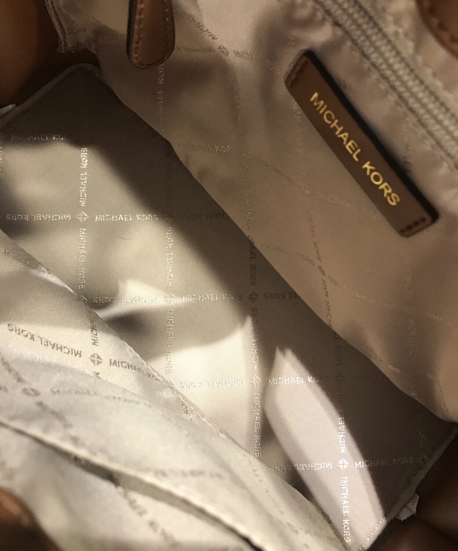中古・古着通販】MICHAEL KORS (マイケルコース) EMILIA サッチェル 