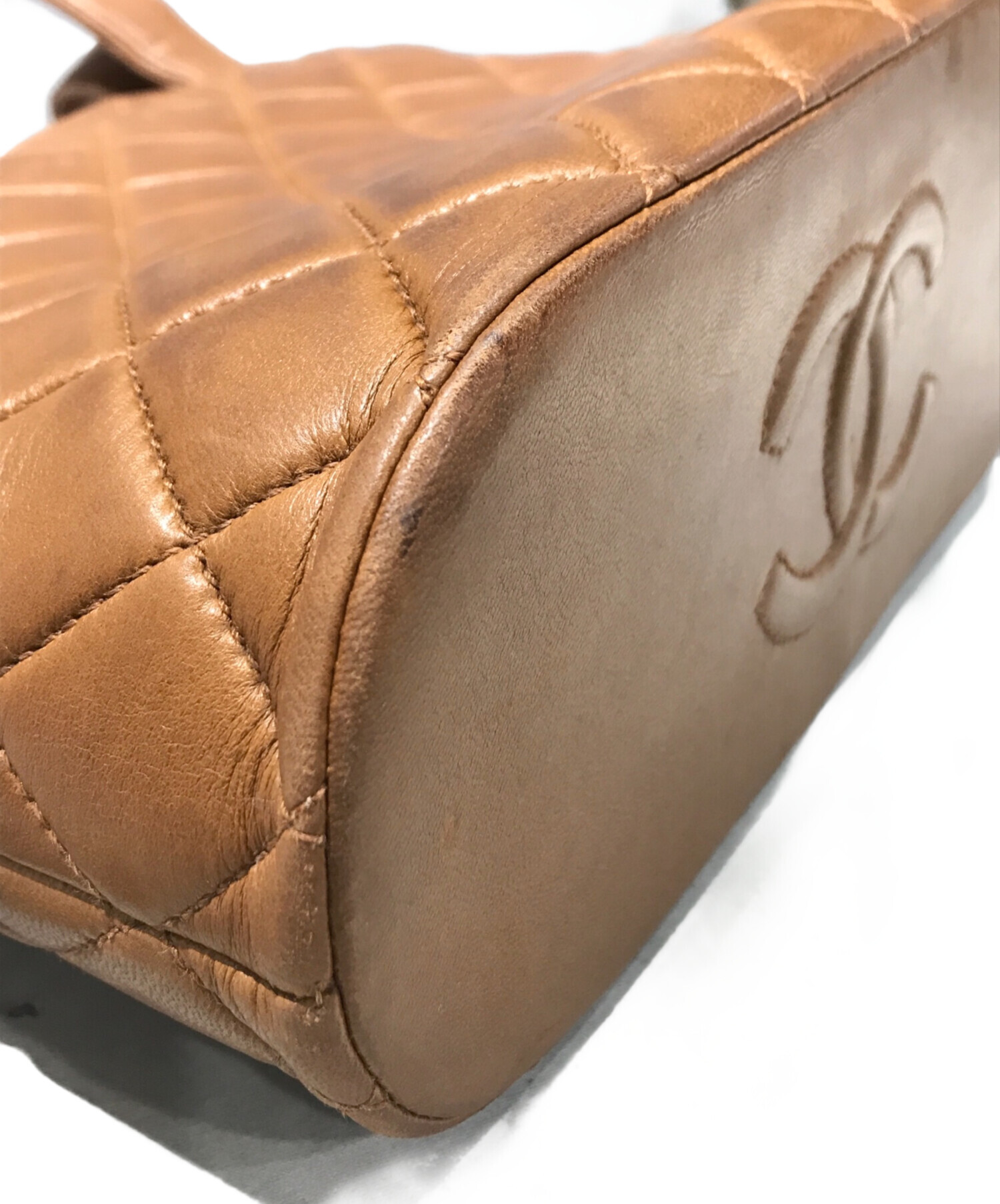 中古・古着通販】CHANEL (シャネル) キルティングレザーハンドバッグ