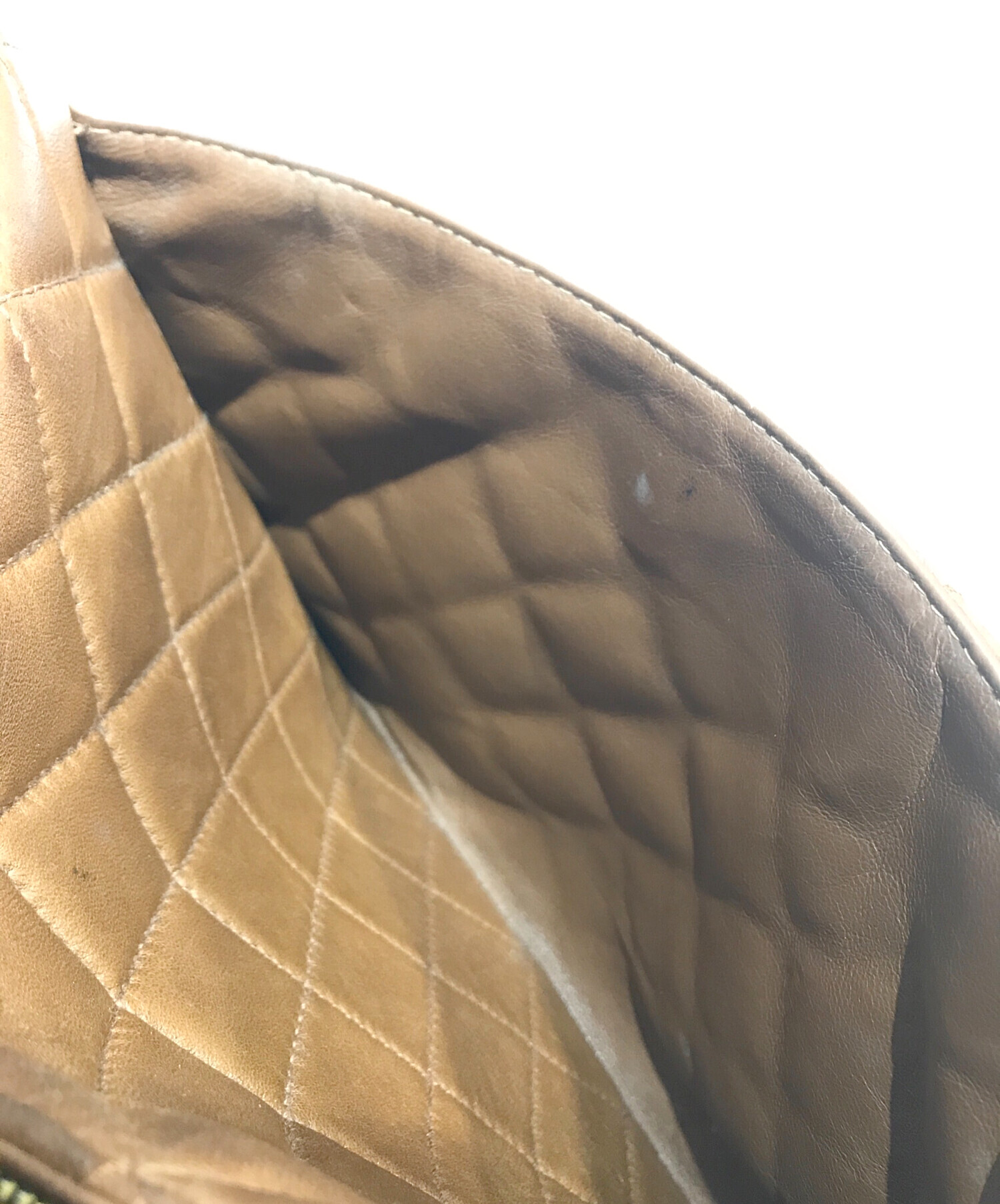 中古・古着通販】CHANEL (シャネル) キルティングレザーハンドバッグ