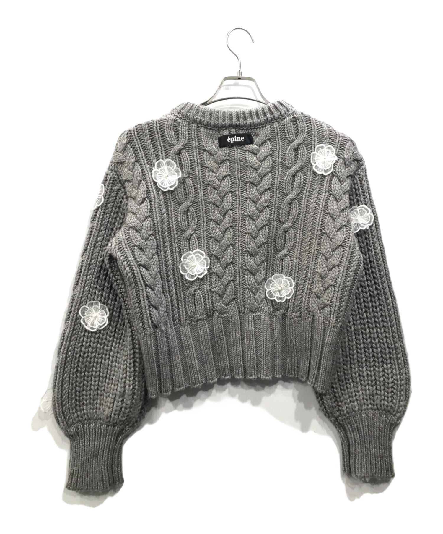 エピヌ EPINE カーディガン グレー 中古・古着通販】epine (エピヌ) フラワーケーブルニットカーディガン