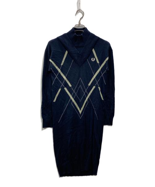 ほぼ未使用品-FRED PERRYフード付きトレーナーワンピース ほぼ未使用品-FRED PERRYフード付きトレーナーワンピース
