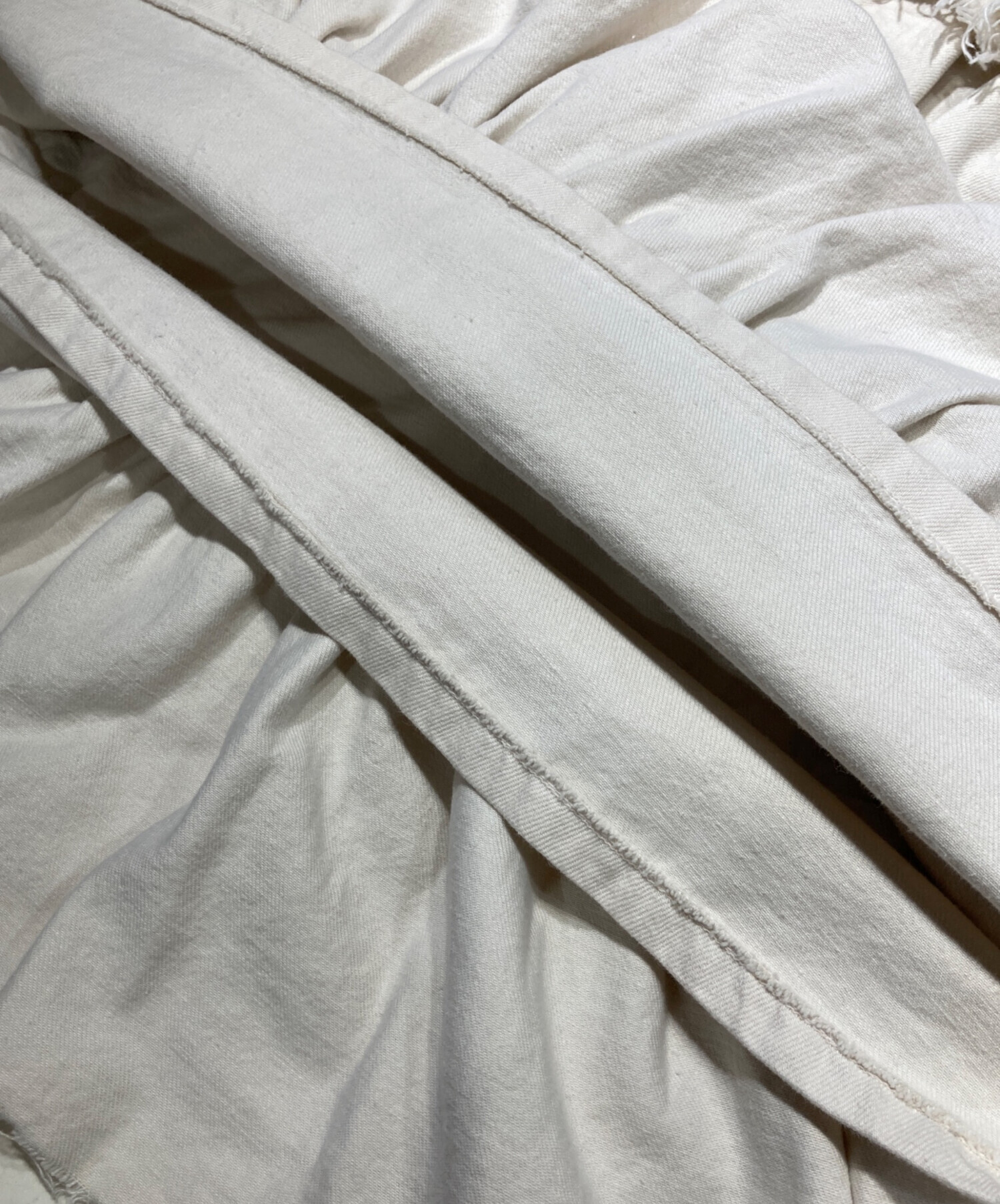 中古・古着通販】rurumu: (ルルムウ) TORN DENIM TIERED SK アイボリー