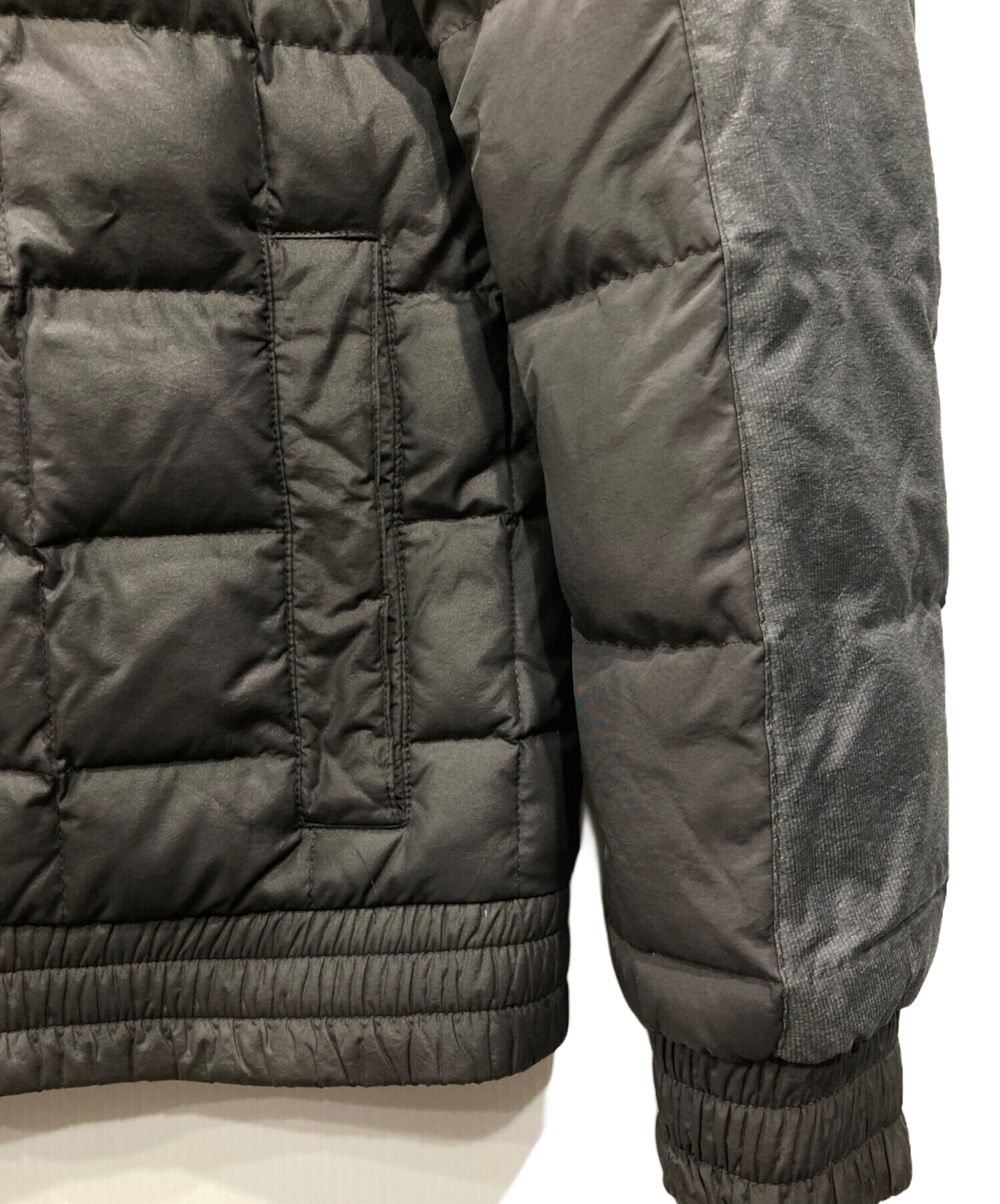 BOSS アイボリー ダウンジャケット 未使用 S BOSS アイボリー ダウンジャケット 未使用 S - メルカリ