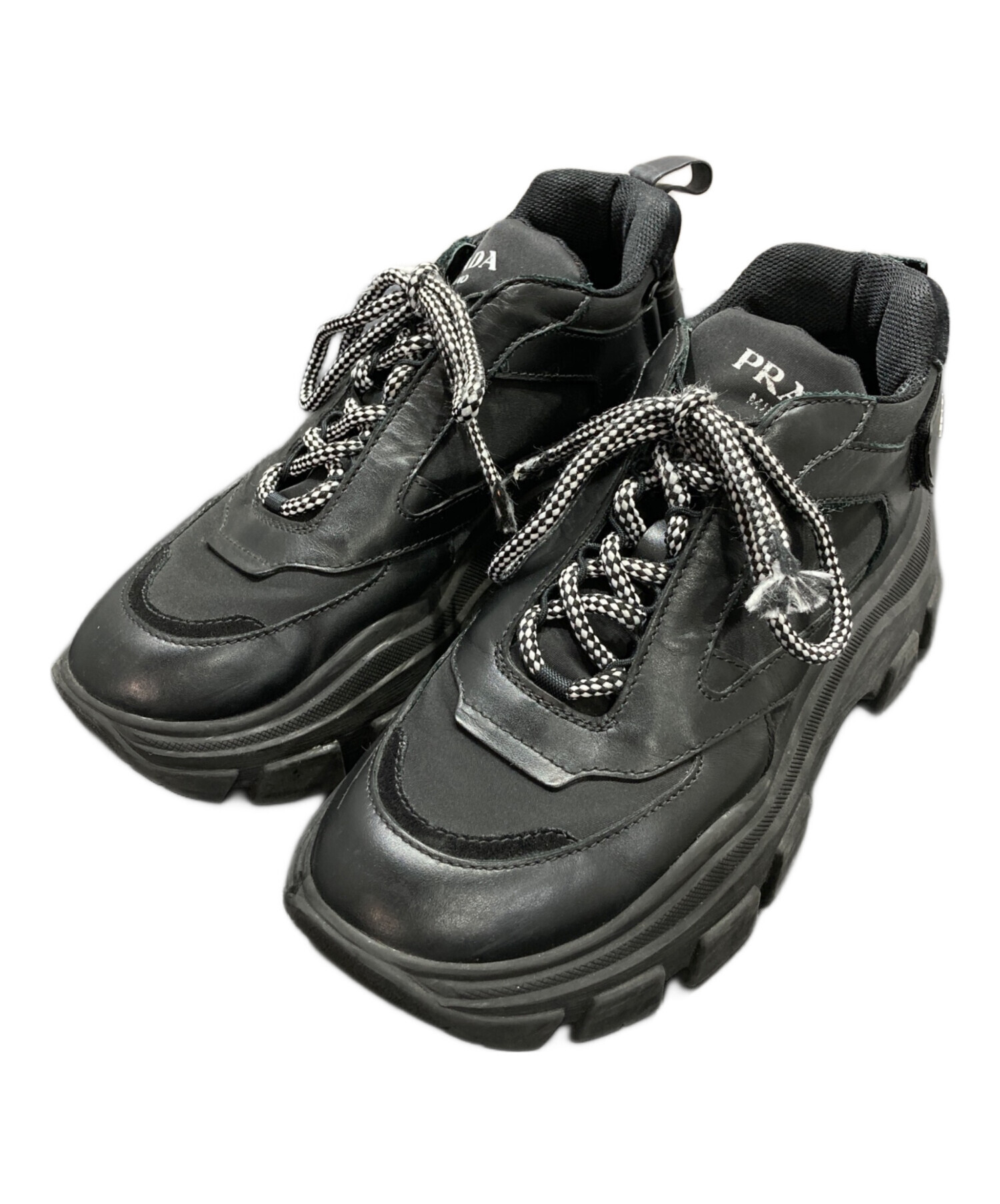 中古・古着通販】PRADA (プラダ) ペガサス レザースニーカー ブラック