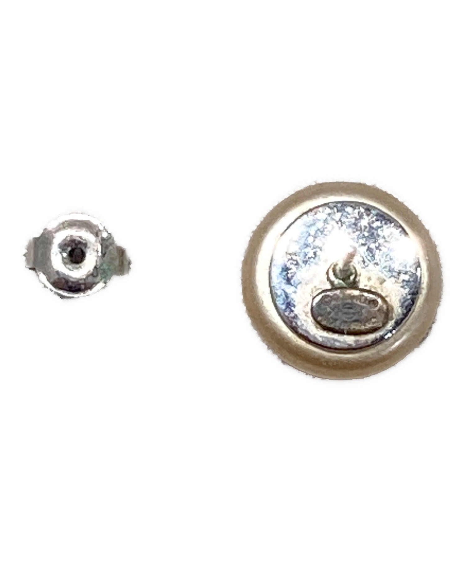 訳ありCHANELパールピアス 中古・古着通販】CHANEL (シャネル) ココマークパールピアス ベージュ