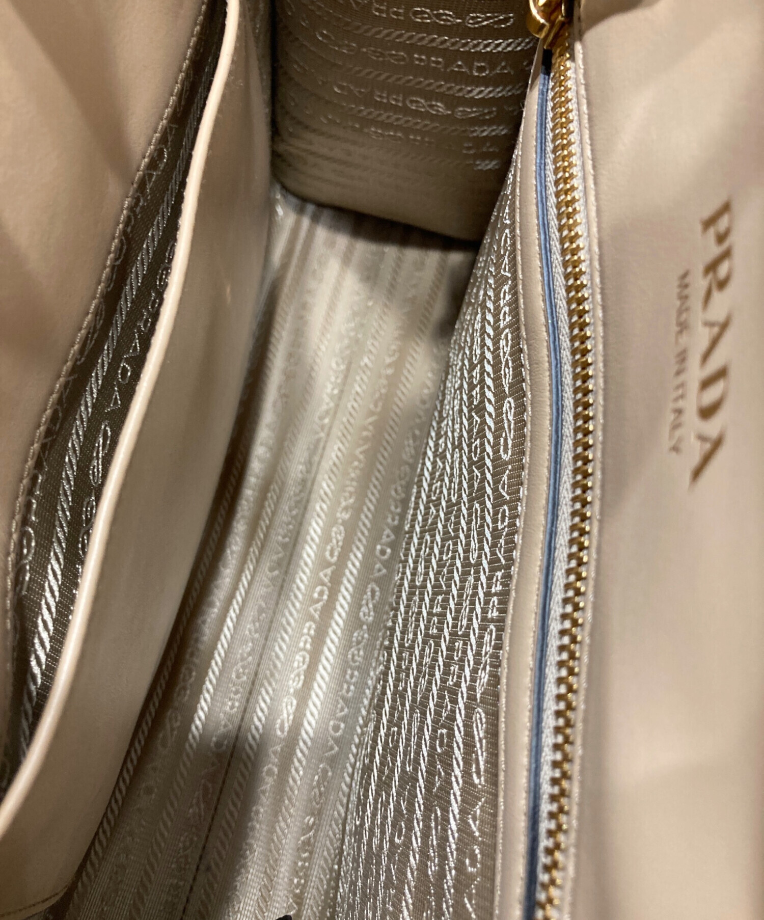 中古・古着通販】PRADA (プラダ) シンボルトップステッチショルダー