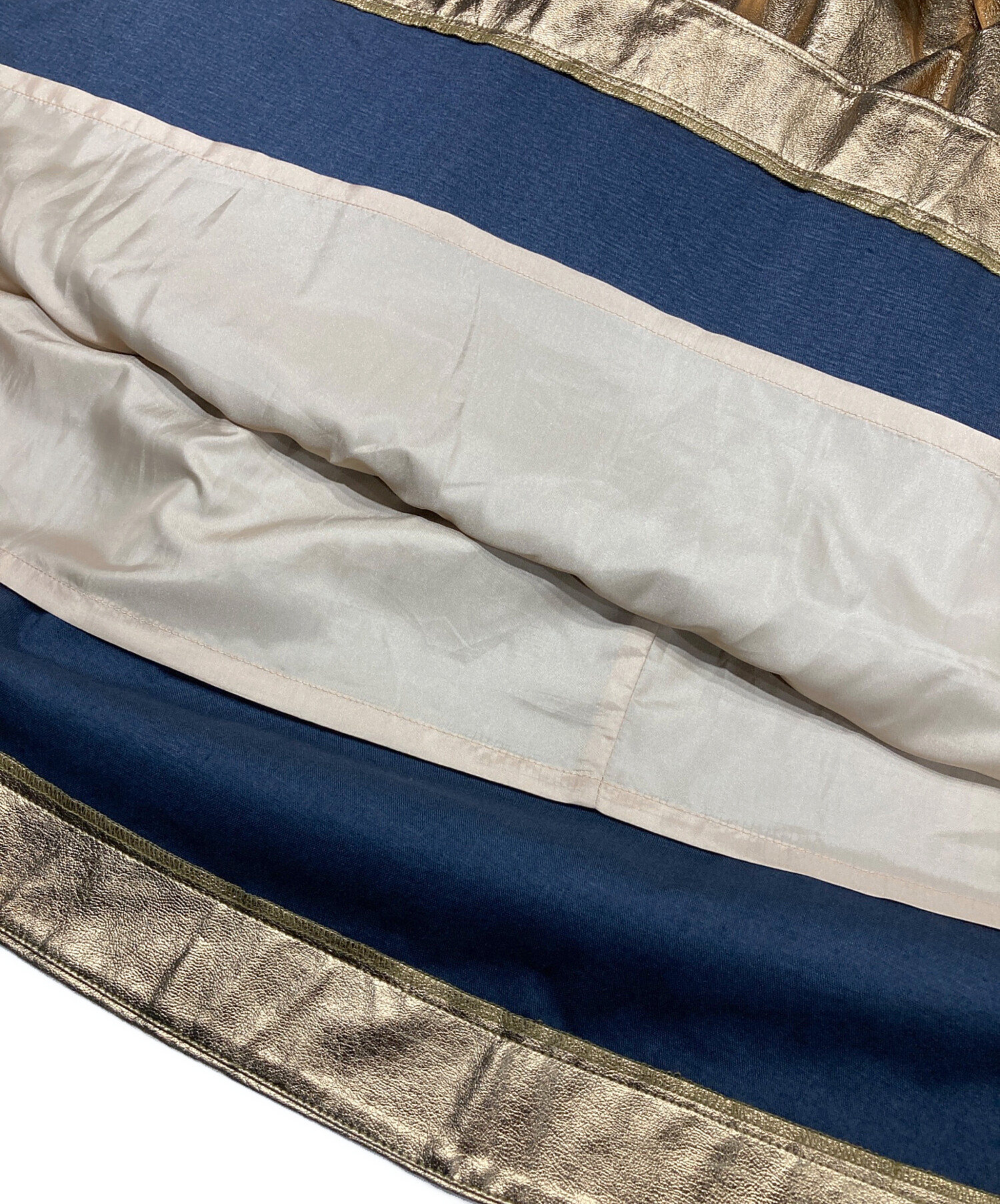 中古・古着通販】machatt (マチャット) メタリックスカート ゴールド