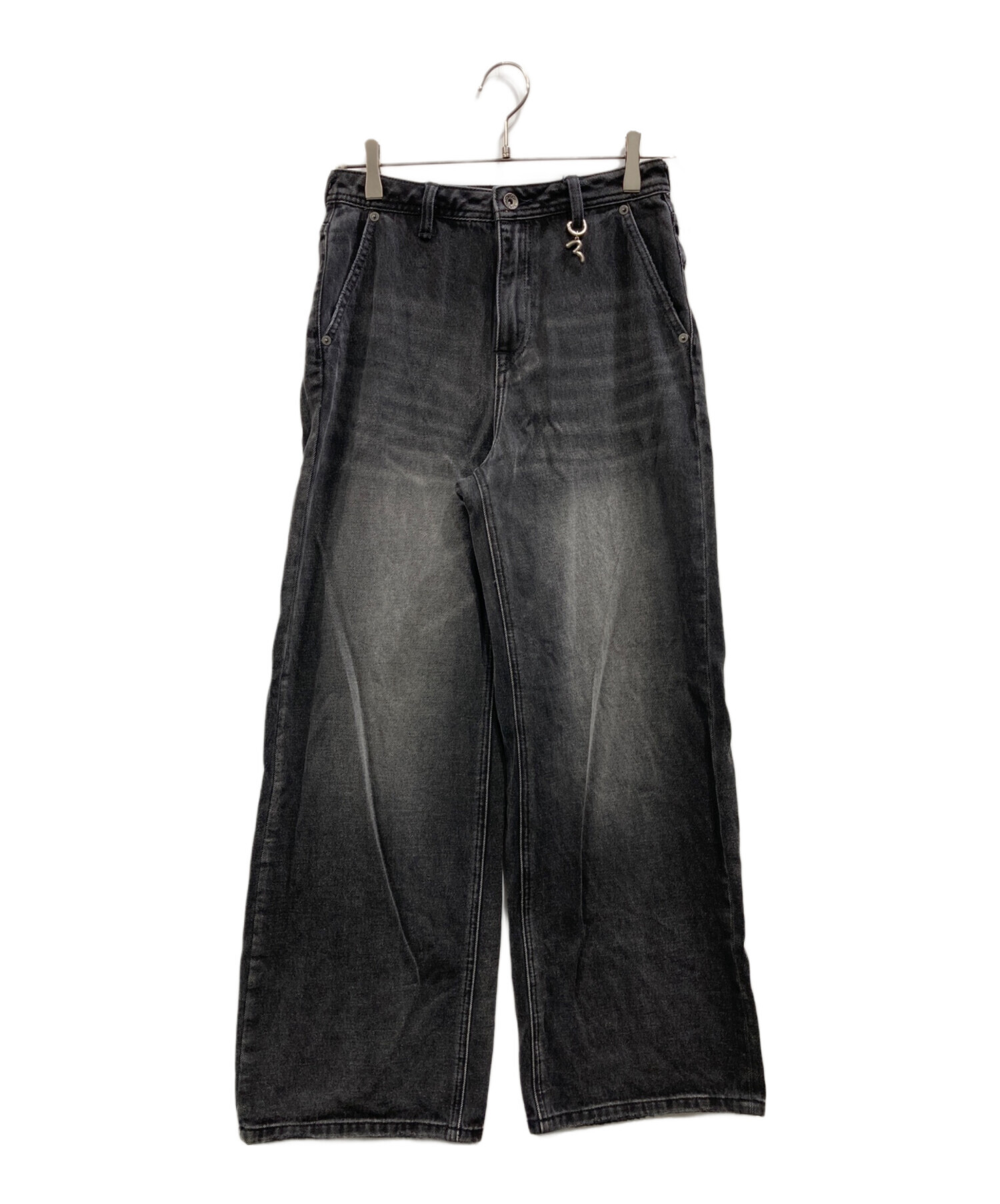 中古・古着通販】EVISU (エヴィス) 刺し子猫大黒デニムパンツ グレー