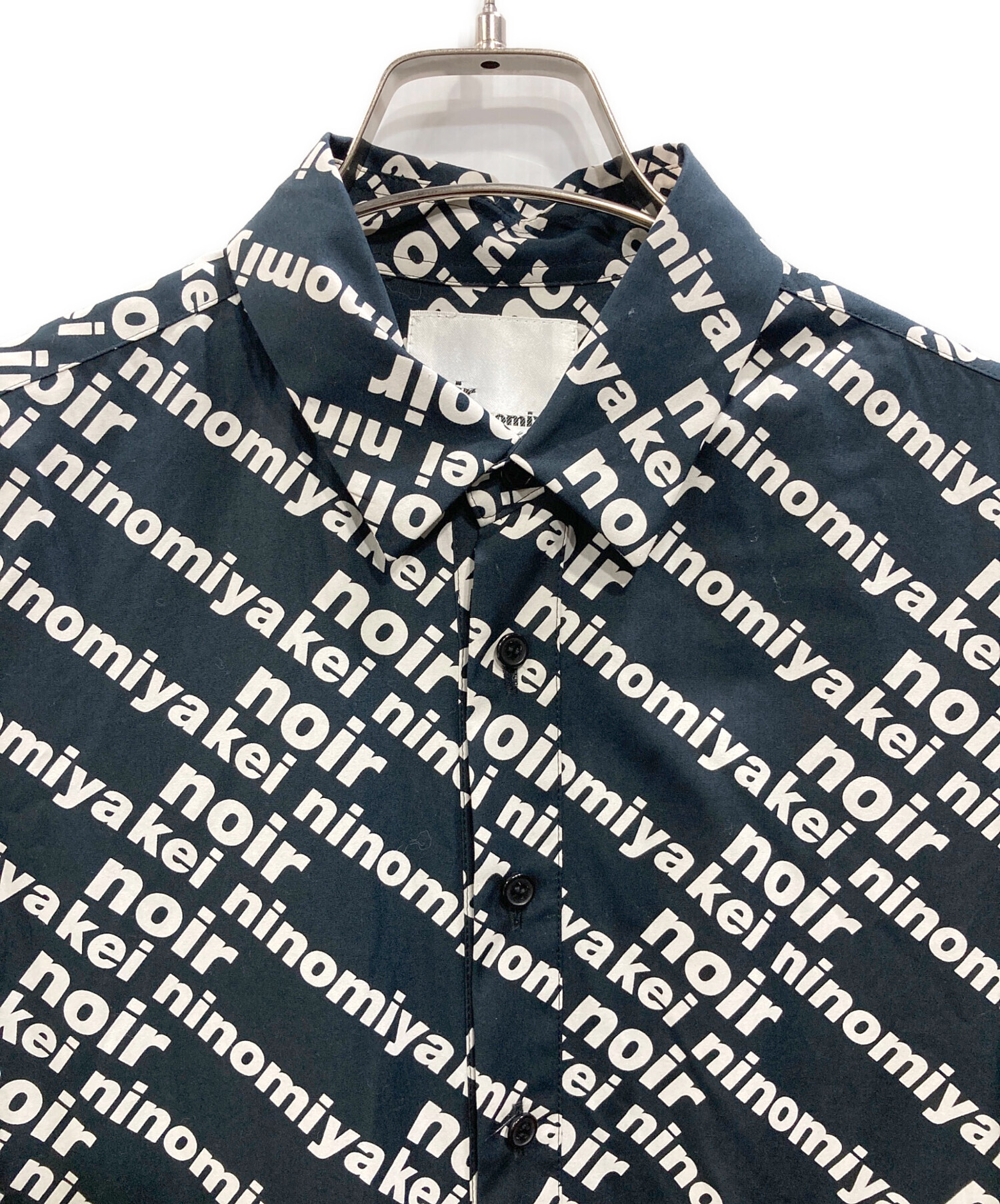 中古・古着通販】noir kei ninomiya (ノワール ケイ ニノミヤ) 総ロゴ