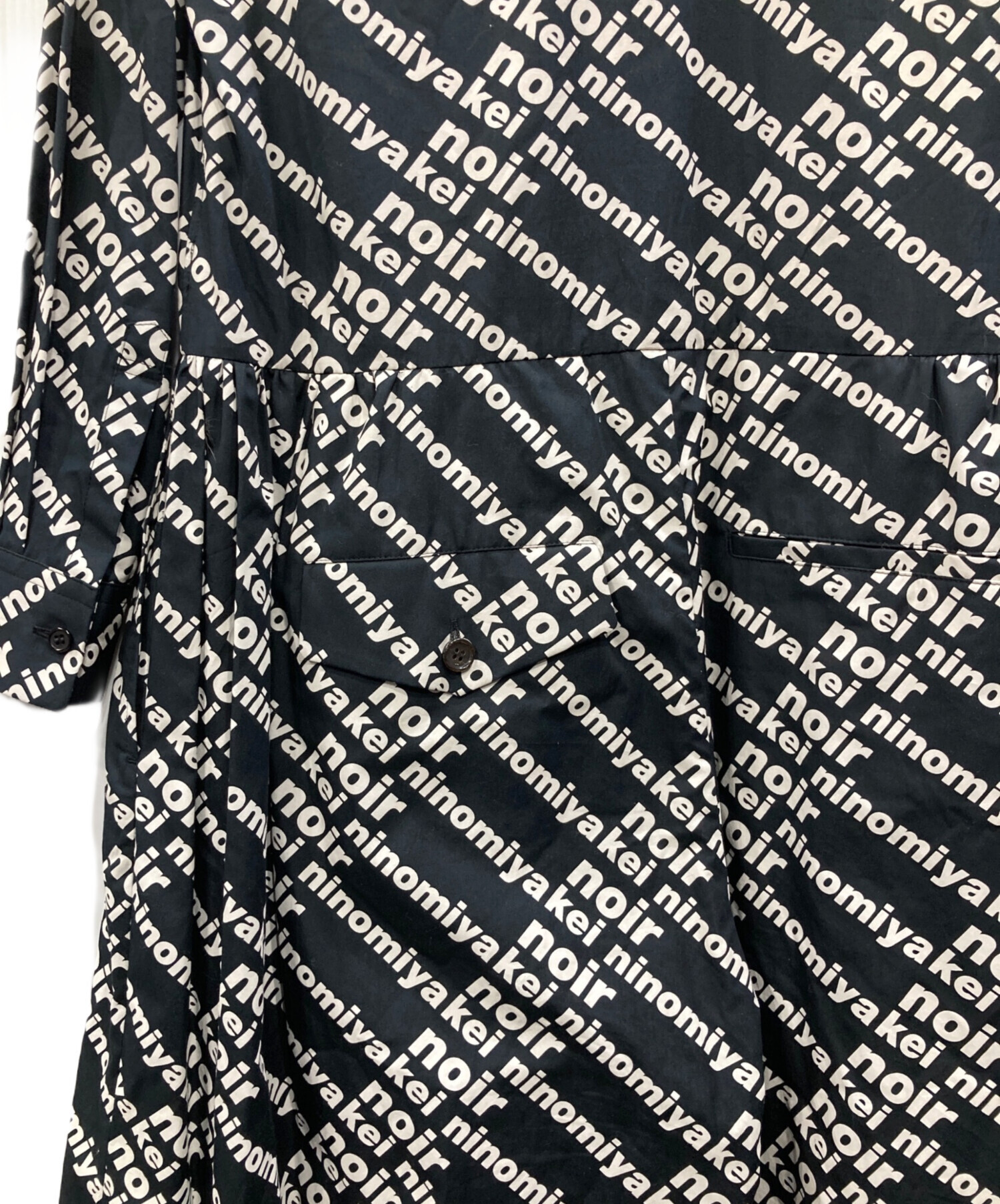 中古・古着通販】noir kei ninomiya (ノワール ケイ ニノミヤ) 総ロゴ