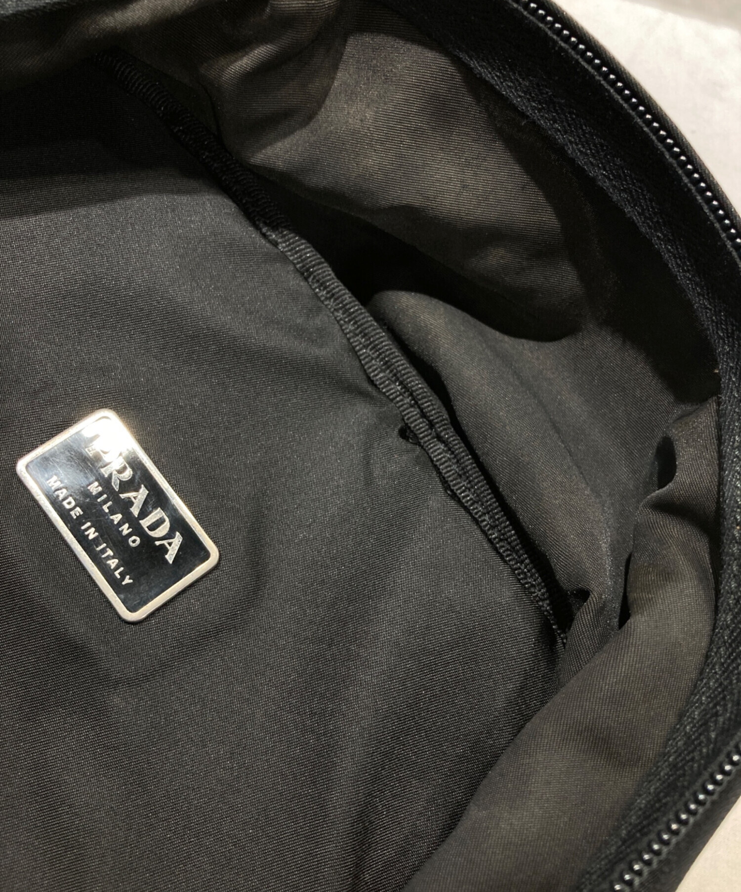 中古・古着通販】PRADA (プラダ) ナイロンリュック ブラック｜ブランド
