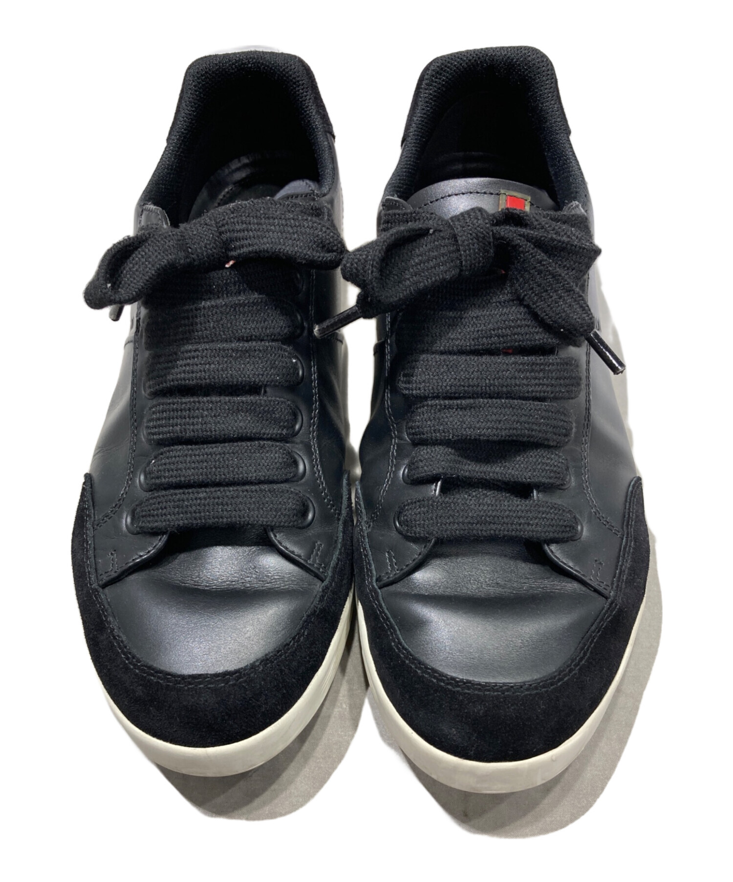 中古・古着通販】PRADA (プラダ) レザーローカットスニーカー ブラック 