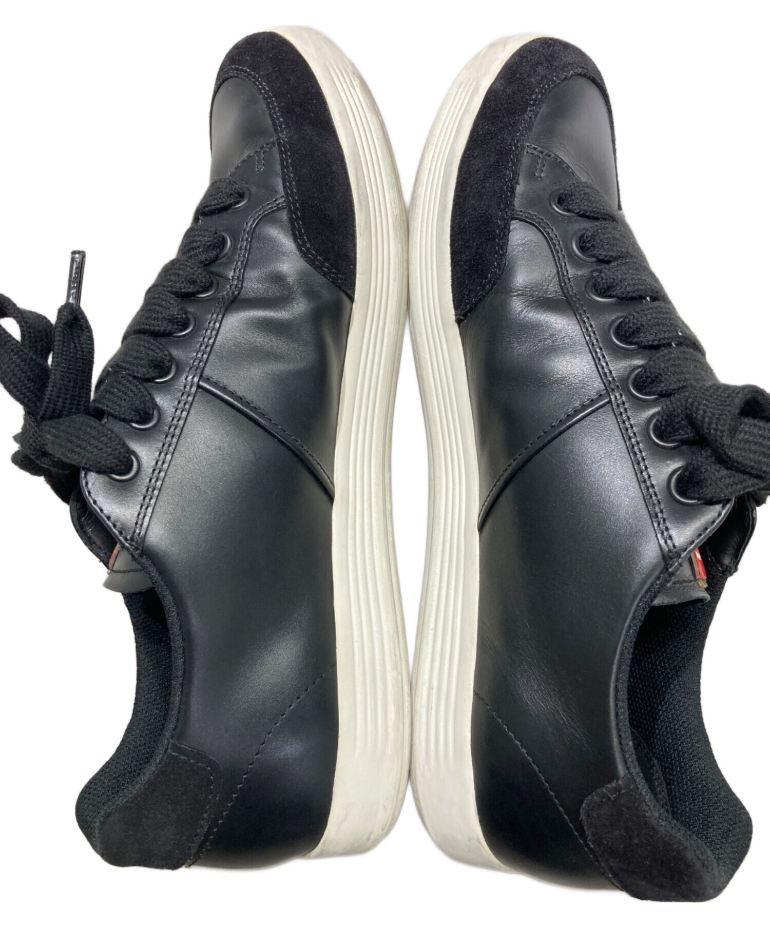 中古・古着通販】PRADA (プラダ) レザーローカットスニーカー ブラック 