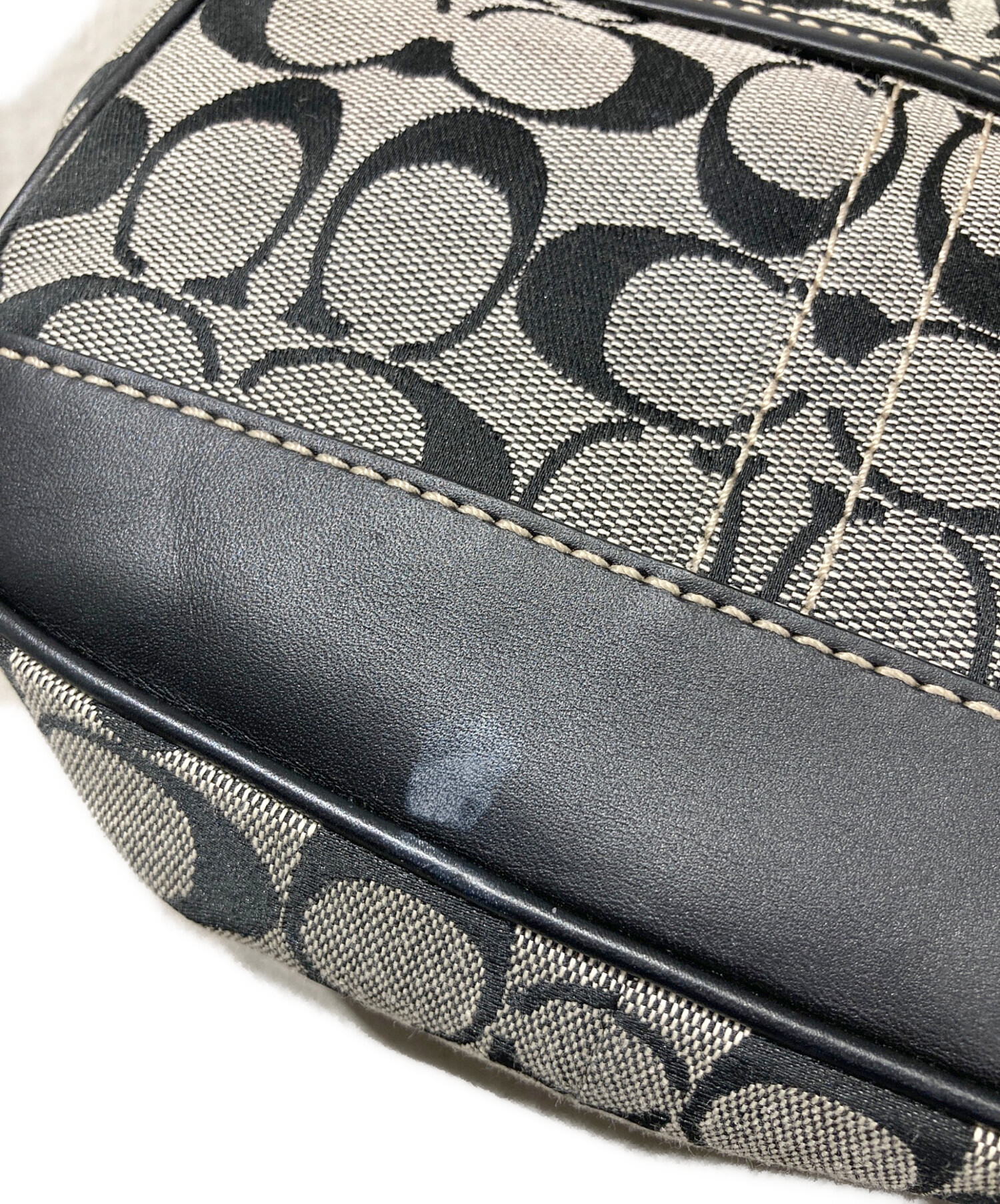 中古・古着通販】COACH (コーチ) シグネチャー ターンロックショルダー