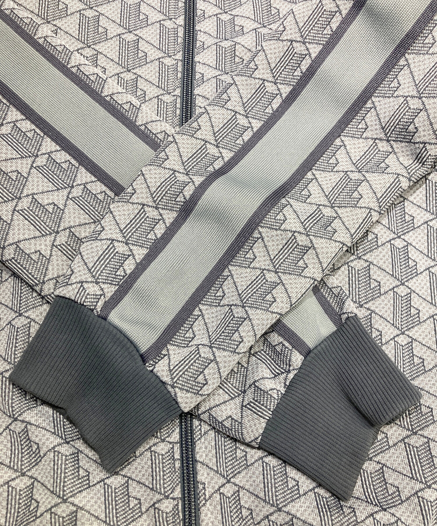中古・古着通販】LACOSTE (ラコステ) モノグラムジャカードトラック