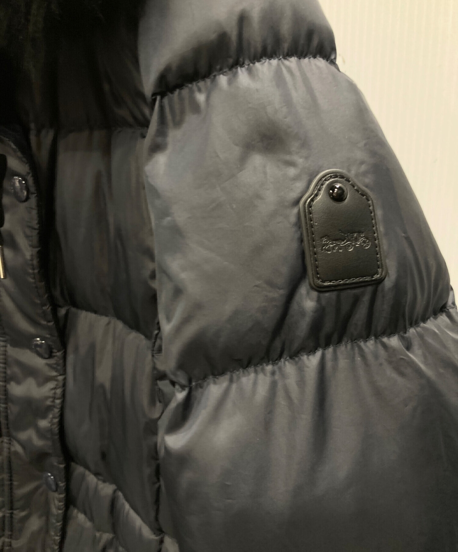 中古・古着通販】COACH (コーチ) ファー付ダウンコート ブラック 
