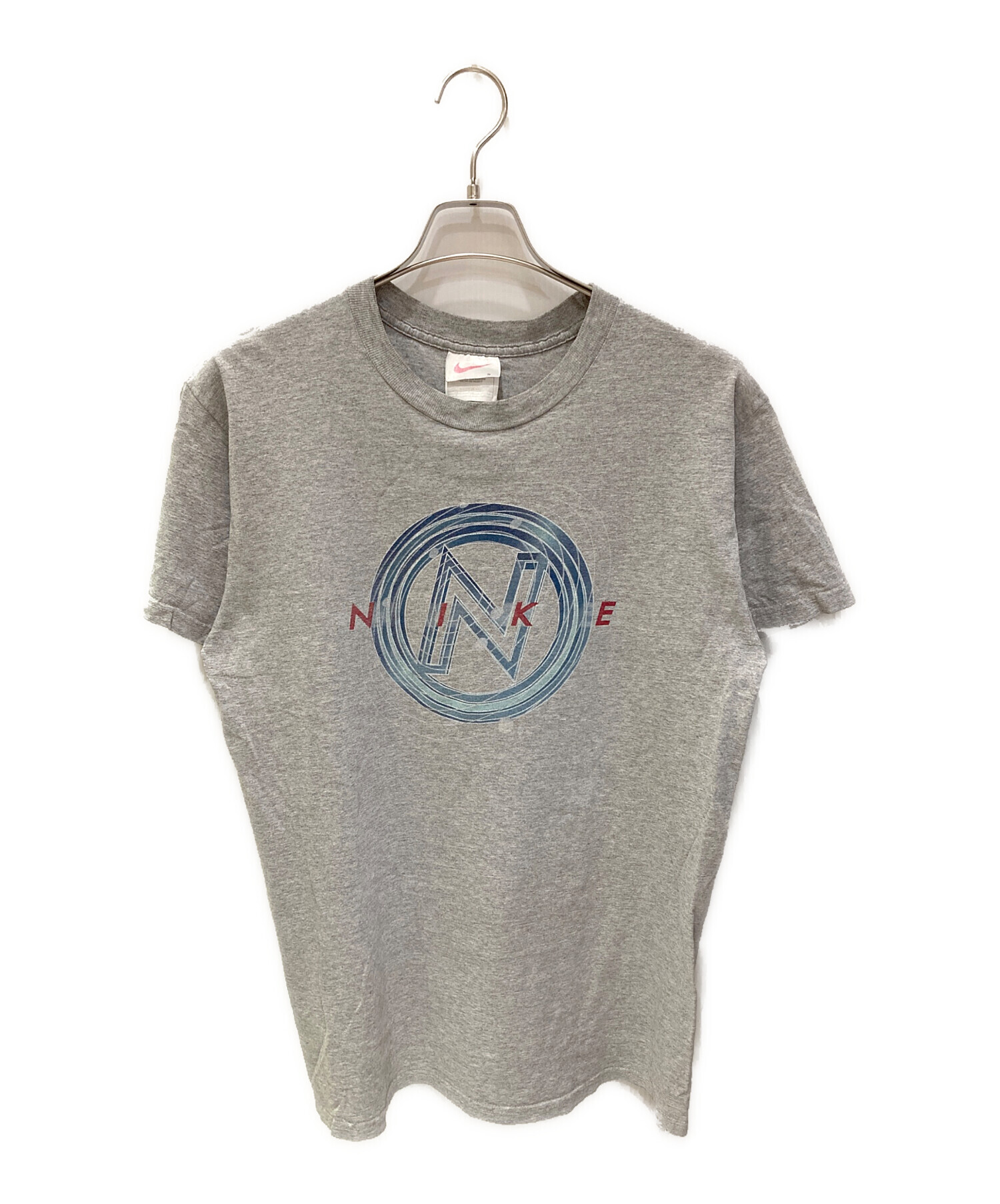 新品未使用品　NIKE 半袖 Tシャツ ナイキ（NIKE）（キッズ）GRADIENT FUTURA 半袖Tシャツ 86D906-B7N ウェア