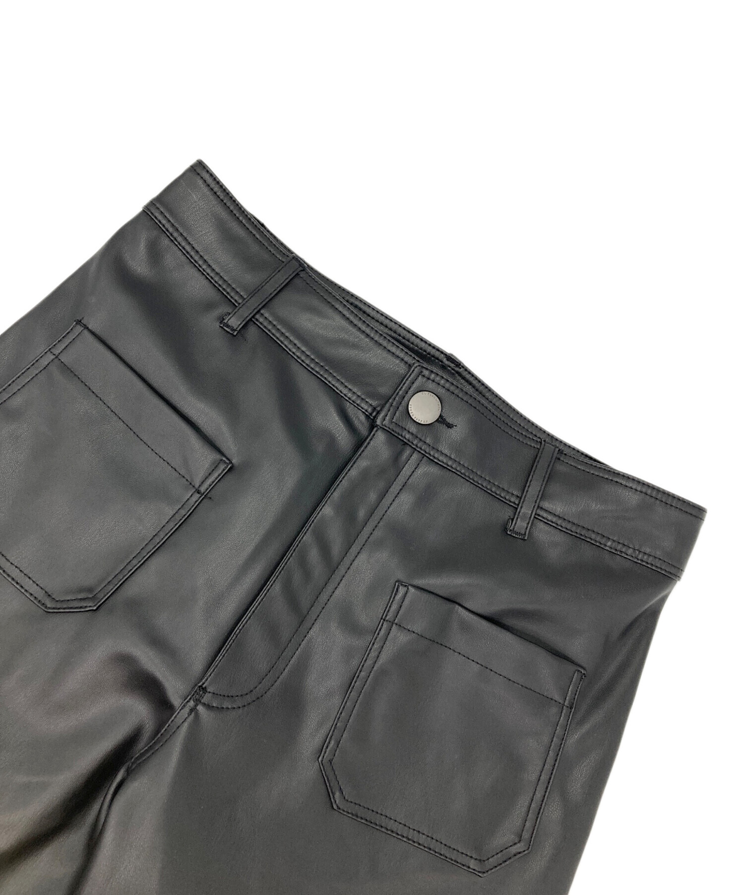 中古・古着通販】ZARA (ザラ) フェイクレザーパンツ ブラック サイズ