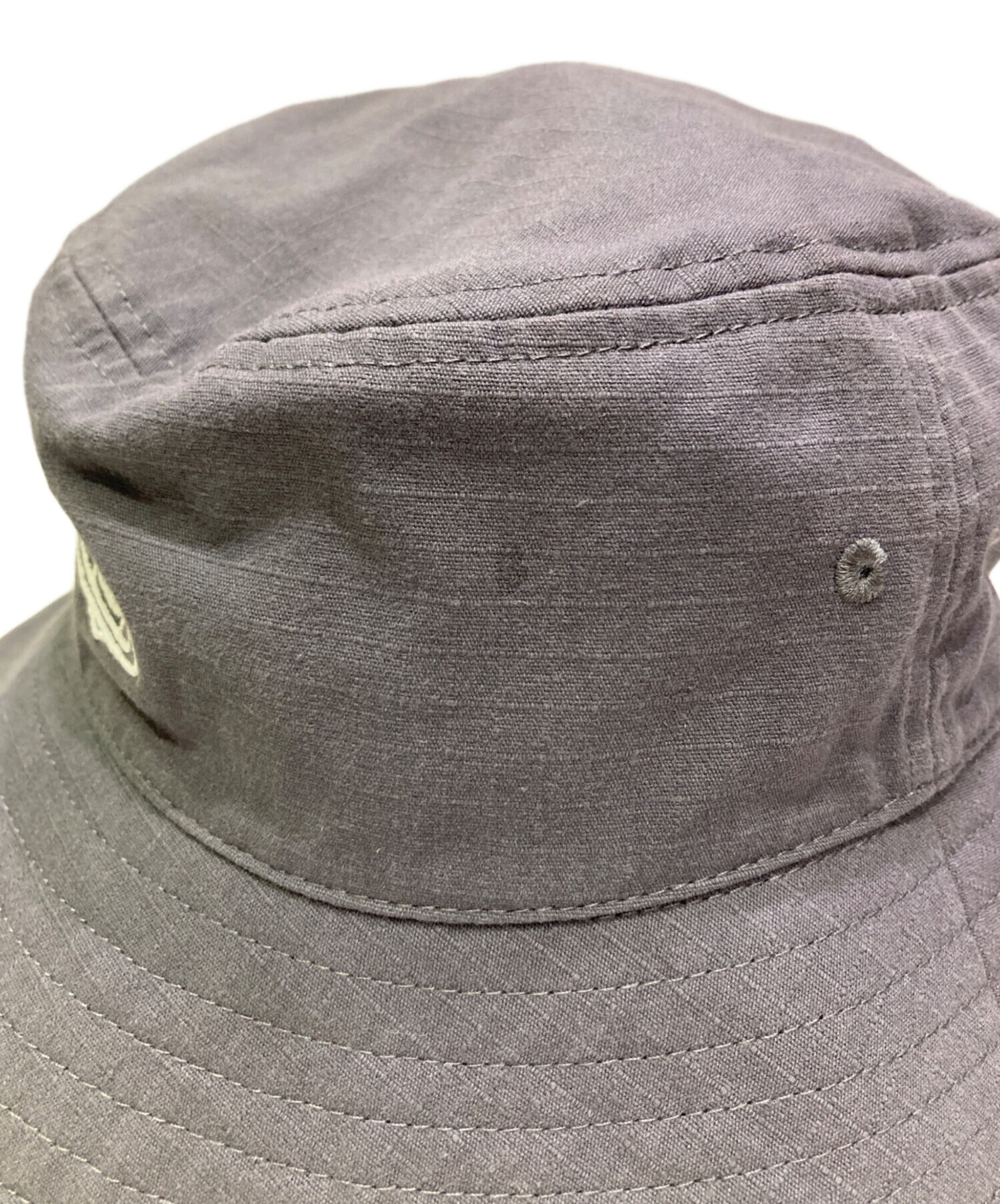 ヴィヴィアンウエストウッド】オーブ刺繍プーデッド バケットハット