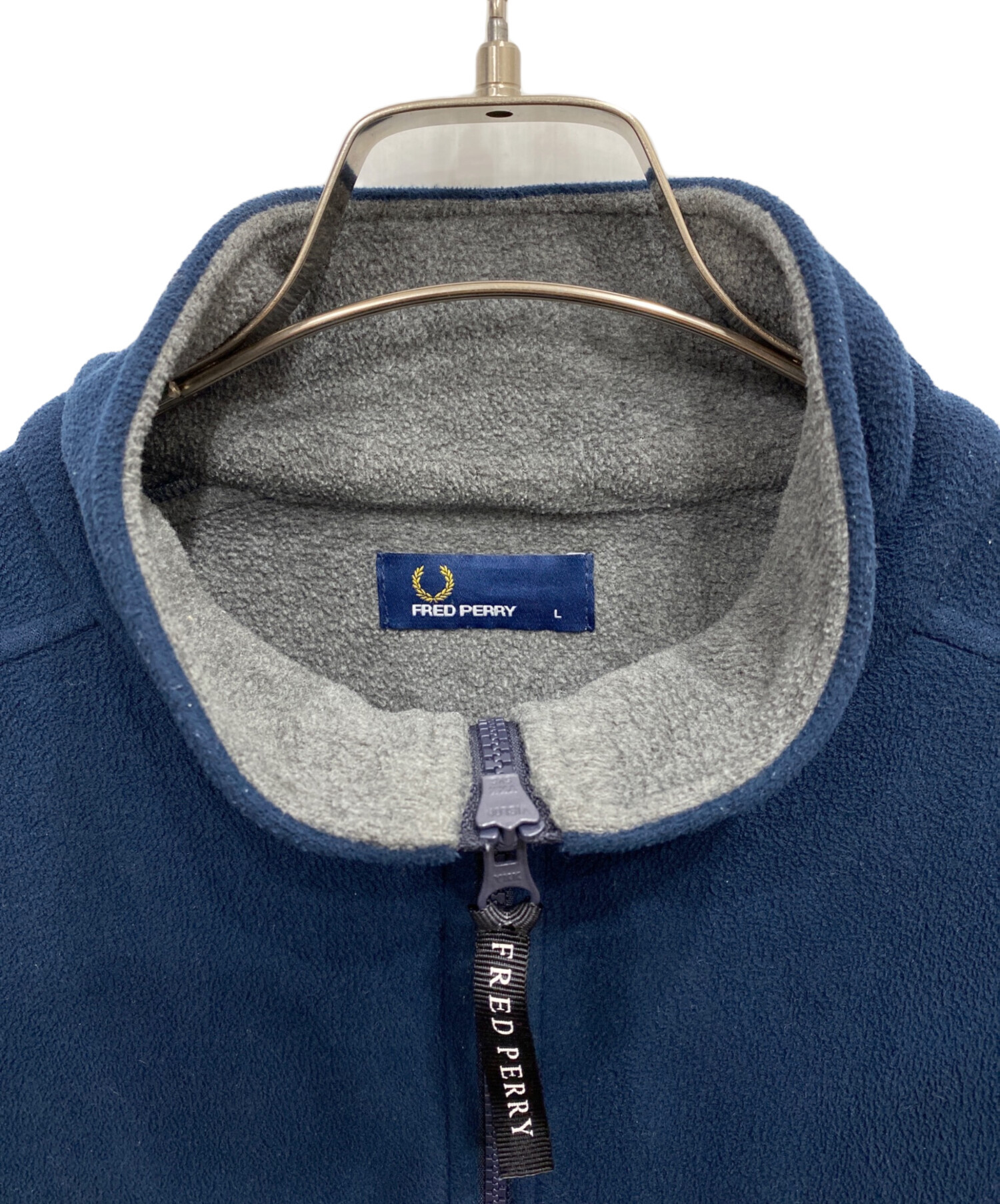 中古・古着通販】FRED PERRY (フレッドペリー) フリースジャケット 中古・古着通販】FRED PERRY (フレッドペリー) フリースジャケット