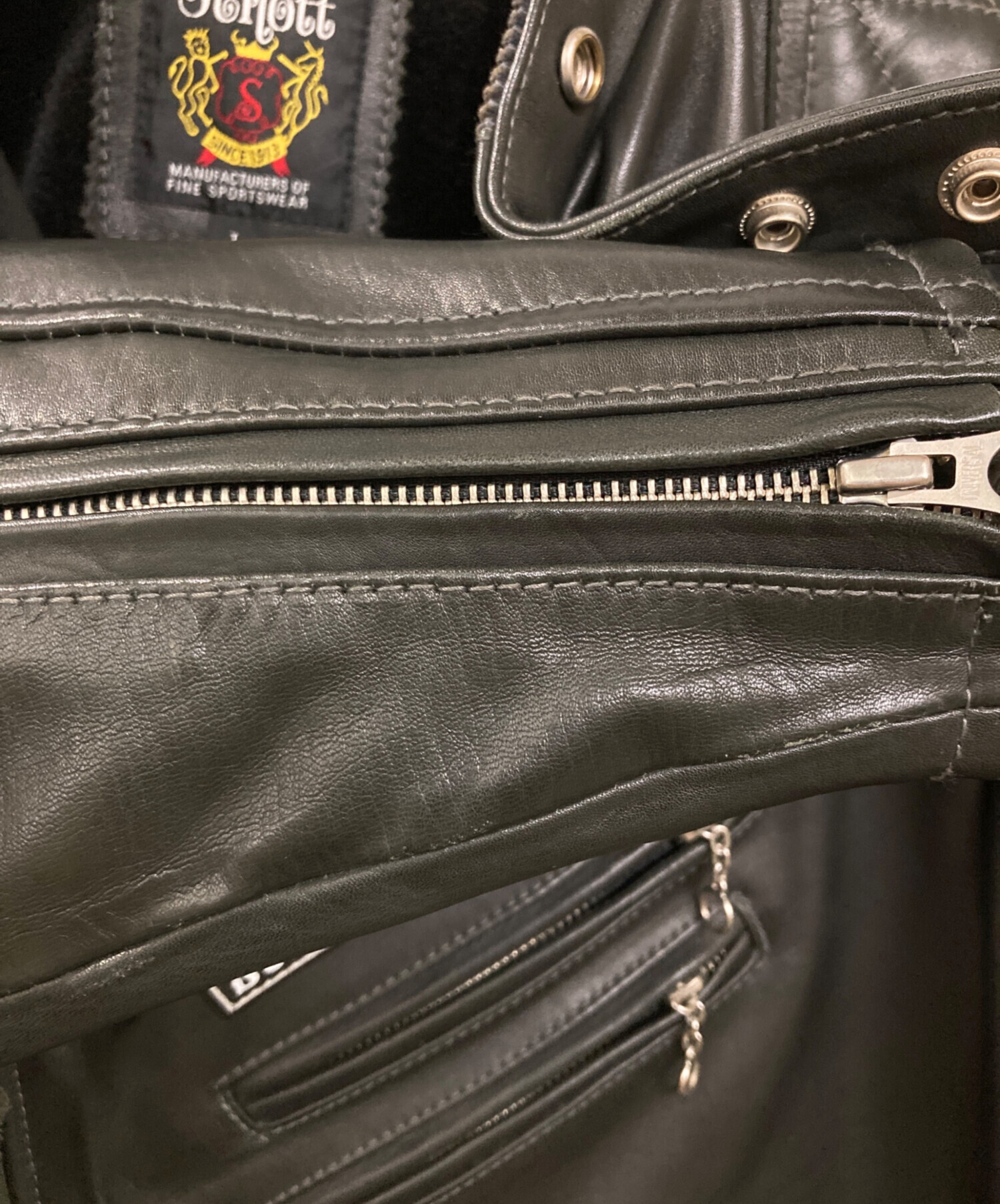中古・古着通販】Schott (ショット) スカルスタッズ キルテッドパッド