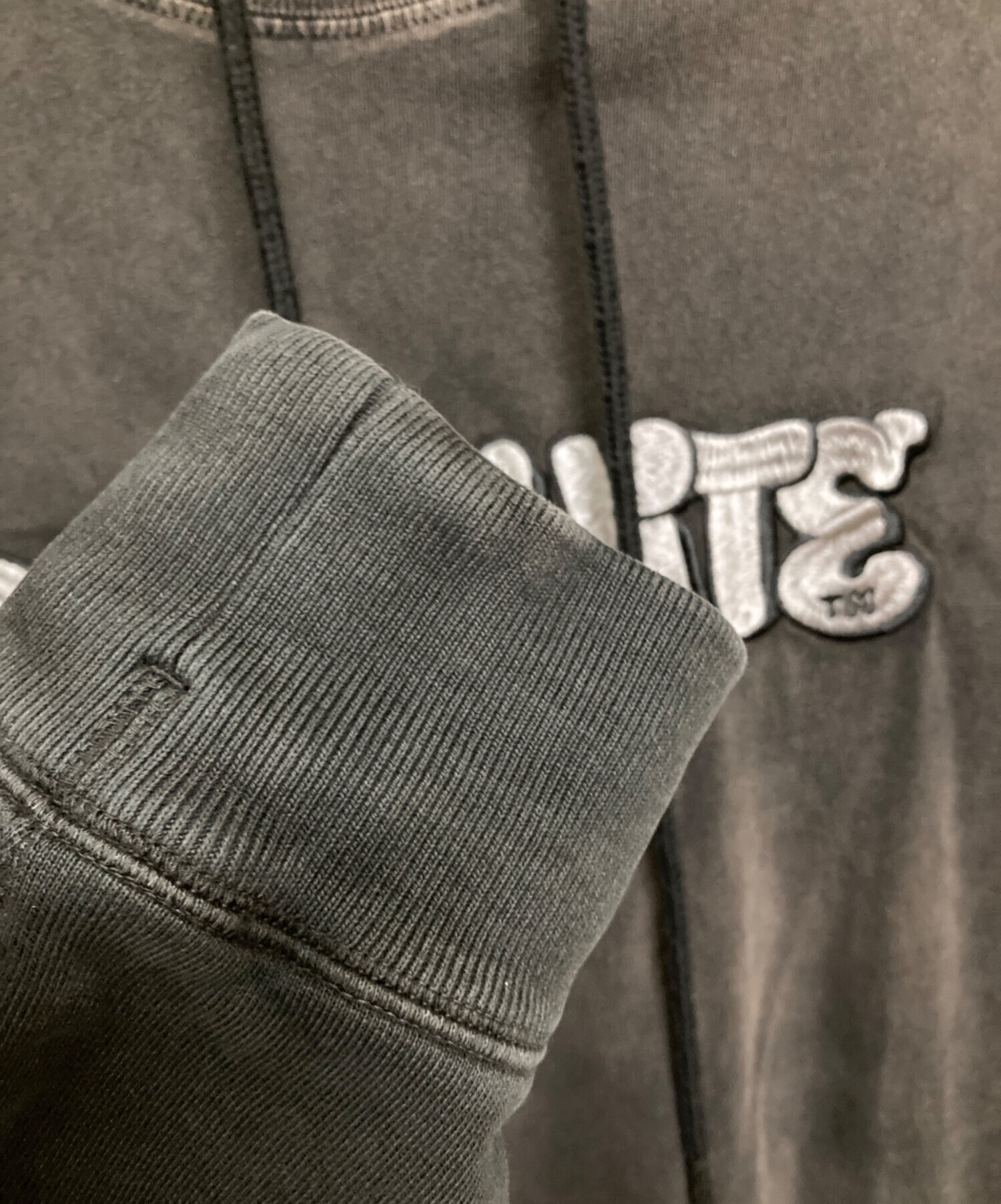 中古・古着通販】OFFWHITE (オフホワイト) ロゴ刺繍レイヤードパーカー