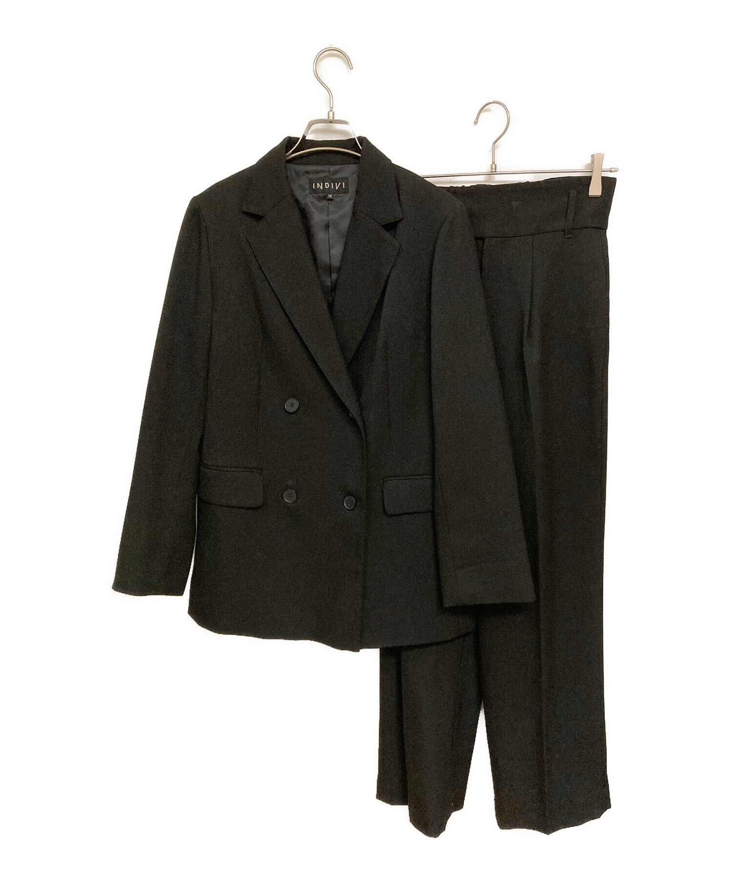 INDIVI 38 タグ付き未使用 上下セットアップ 中古・古着通販】INDIVI (インディヴィ) セットアップスーツ ブラック