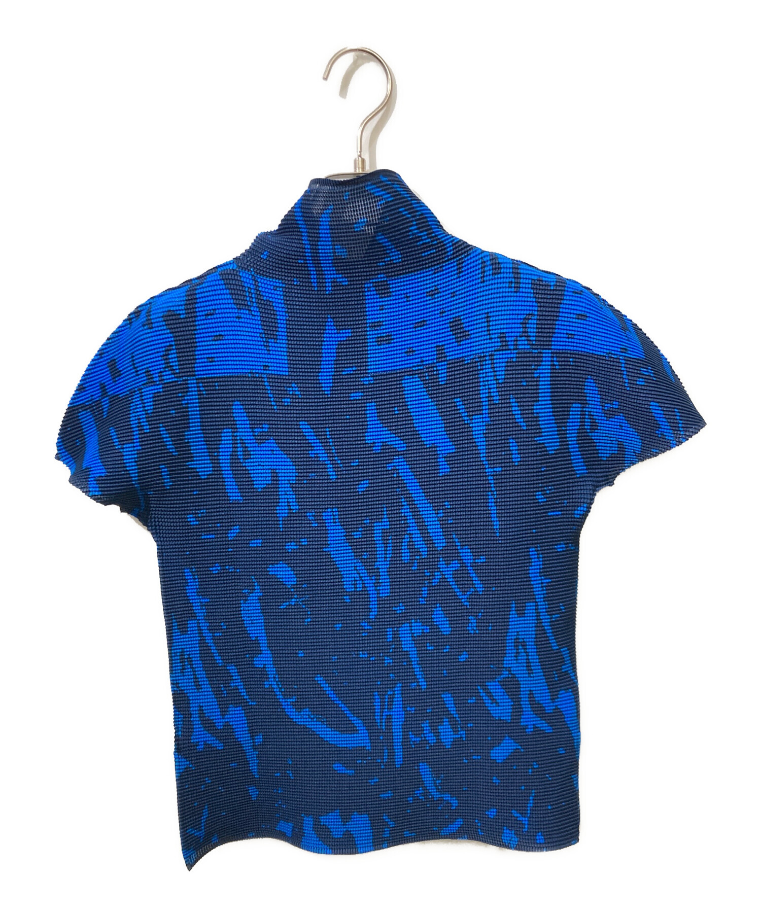 【ISSEY MIYAKE PLEATS】 (T) 青 半袖トップス Homme Plissé Issey Miyake Men's Pleated T-Shirt in Iron Blue Homme