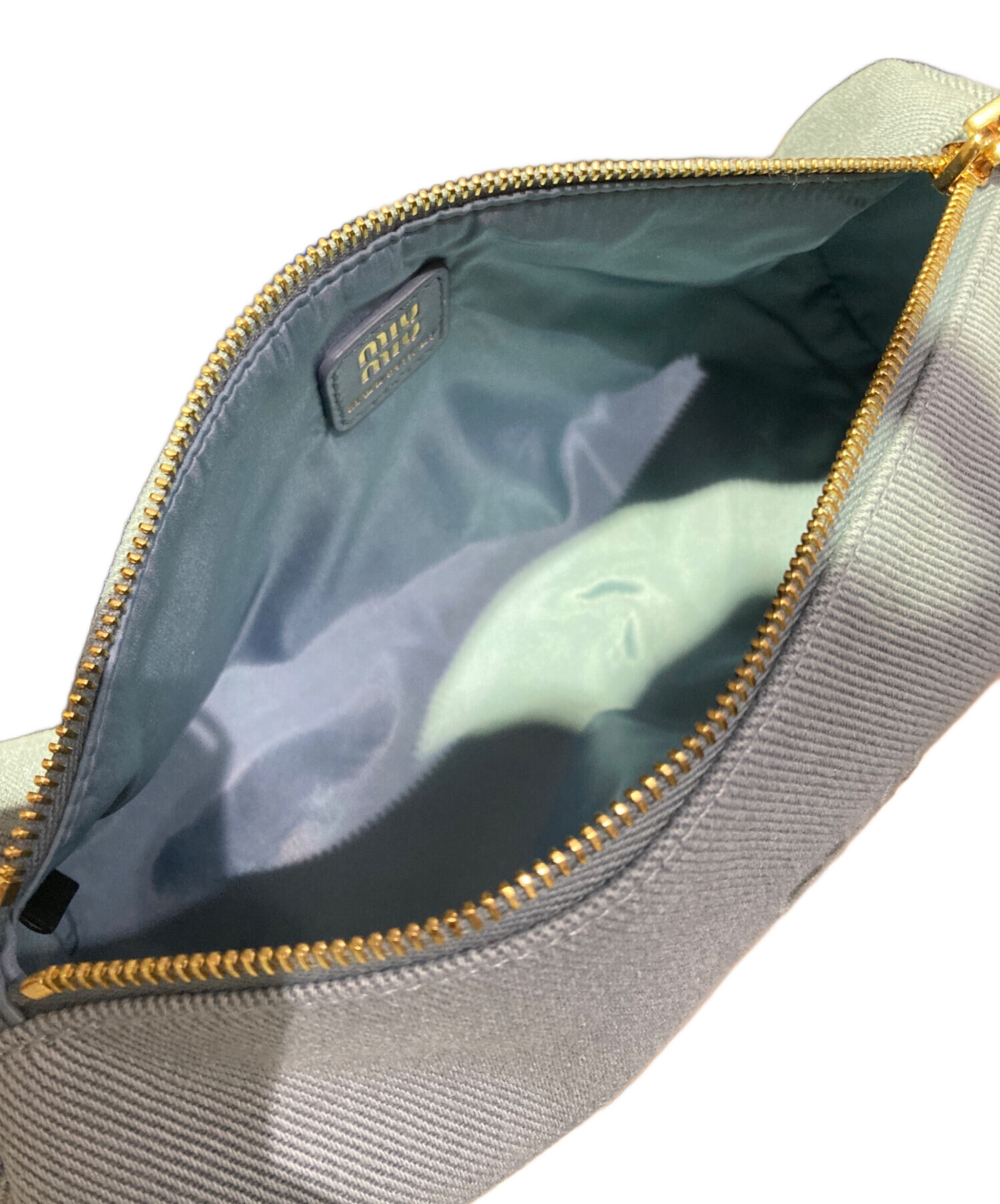 中古・古着通販】MIU MIU (ミュウミュウ) ロゴ刺繍ギャバジンポーチ