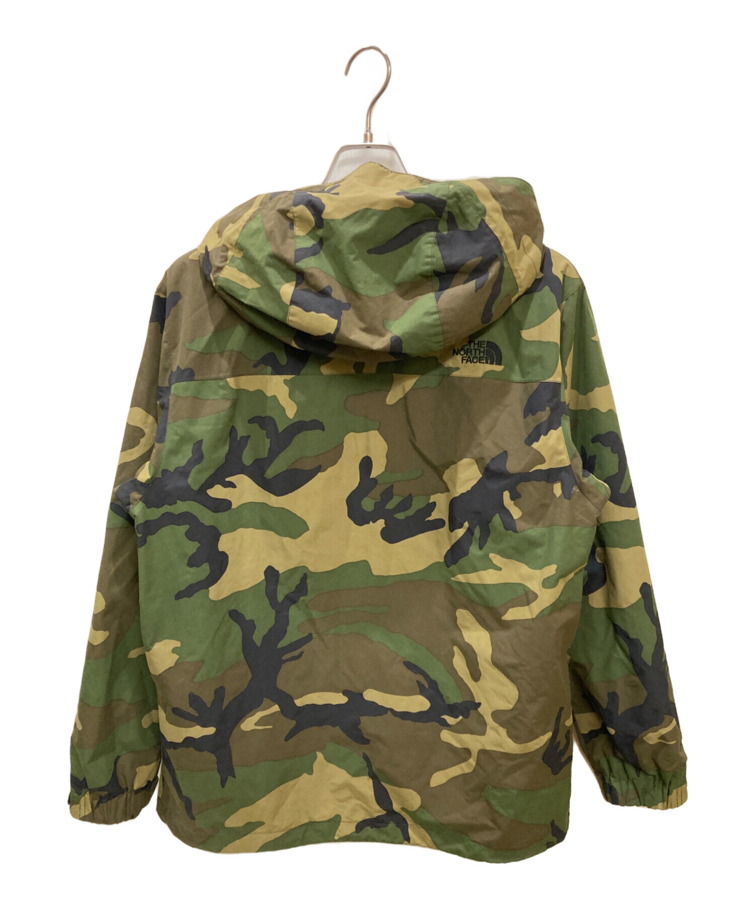 THE NORTH FACE カモフラージュ Mサイズ スクープジャケット 中古・古着通販】THE NORTH FACE (ザ ノース フェイス) ノベルティ