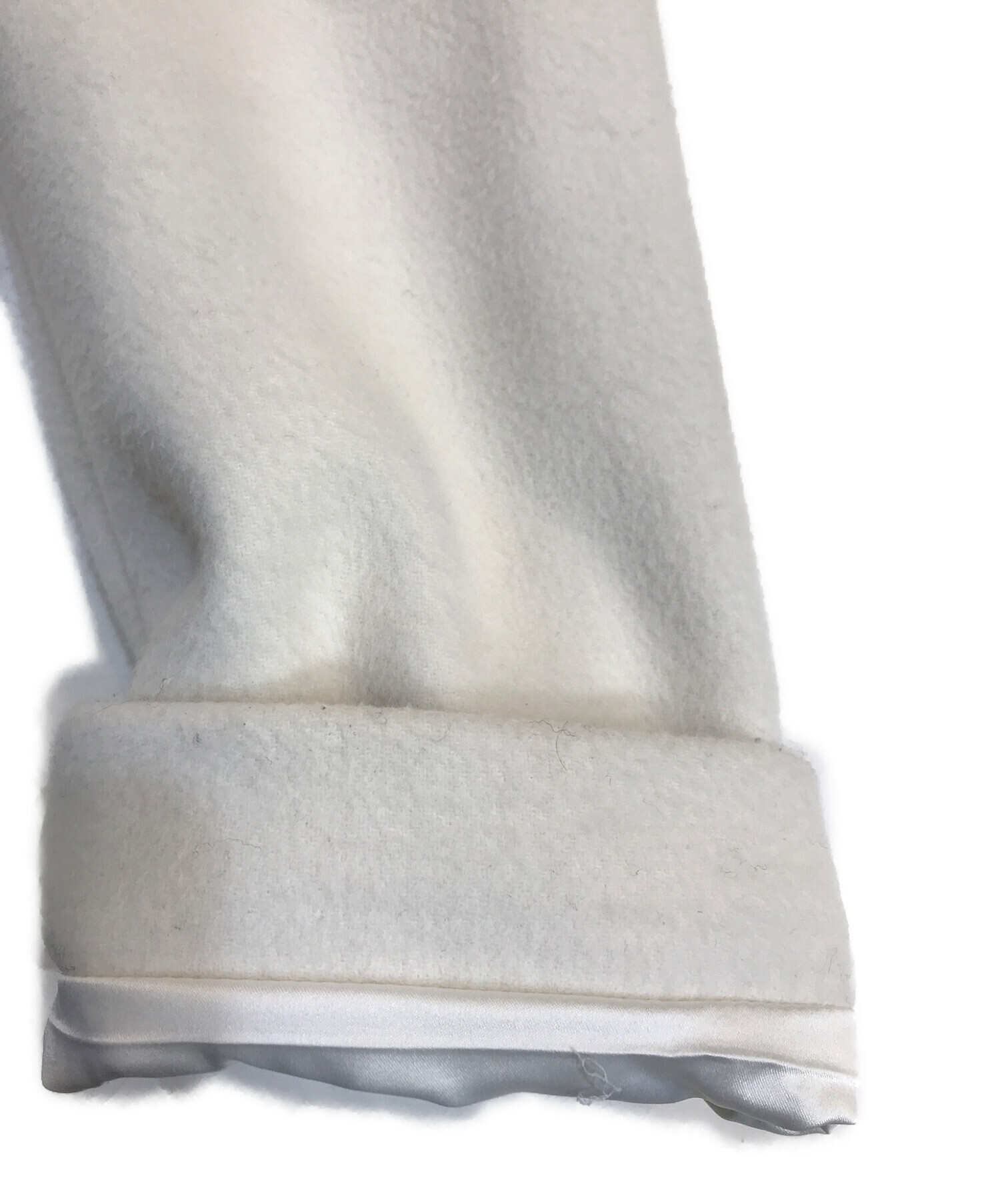 セルフォード　バックタックノーカラーコート　ホワイト　サイズ36　きれいめ　上品 中古・古着通販】CELFORD (セルフォード) バックタックノーカラー