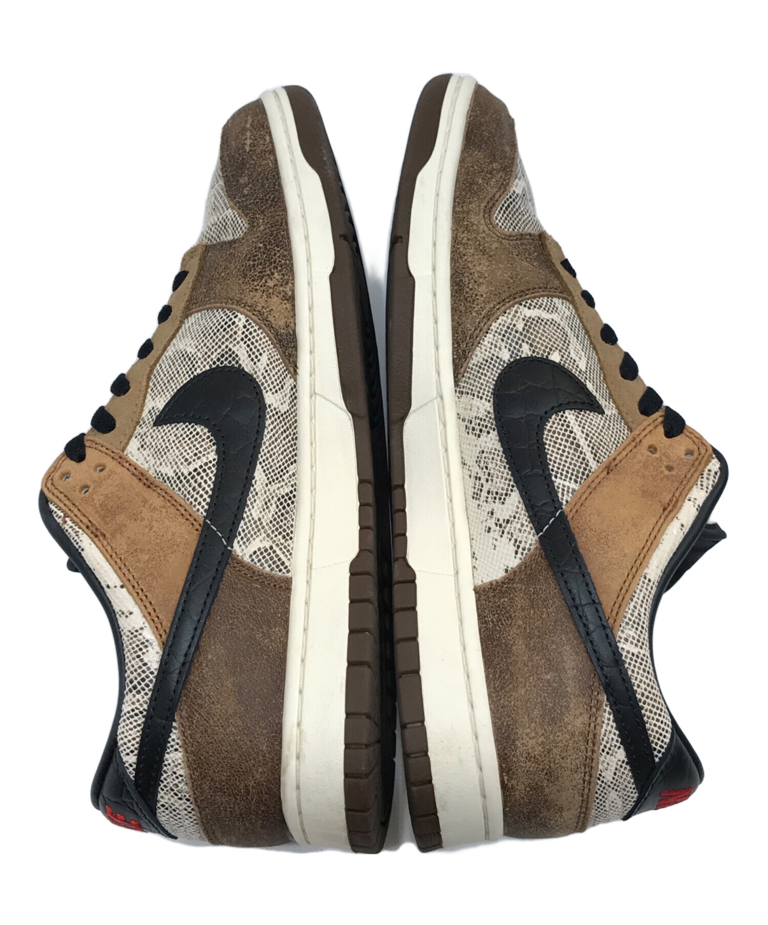 Nike Dunk Low PRM Head 2 Head 28