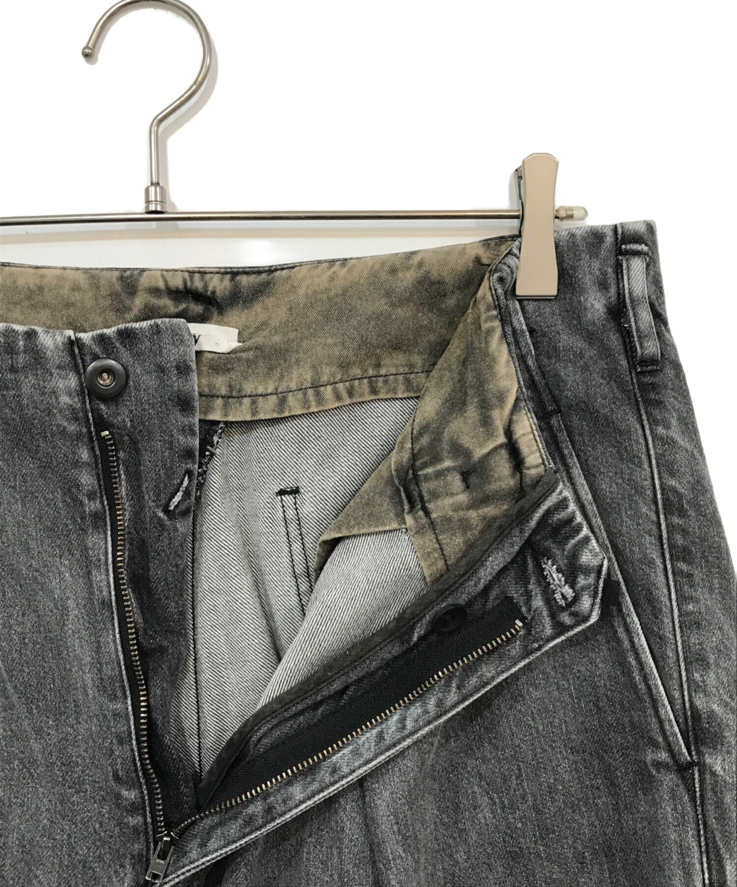 中古・古着通販】saby (サバイ) TUCK BAGGY CARGO PANTS グレー サイズ