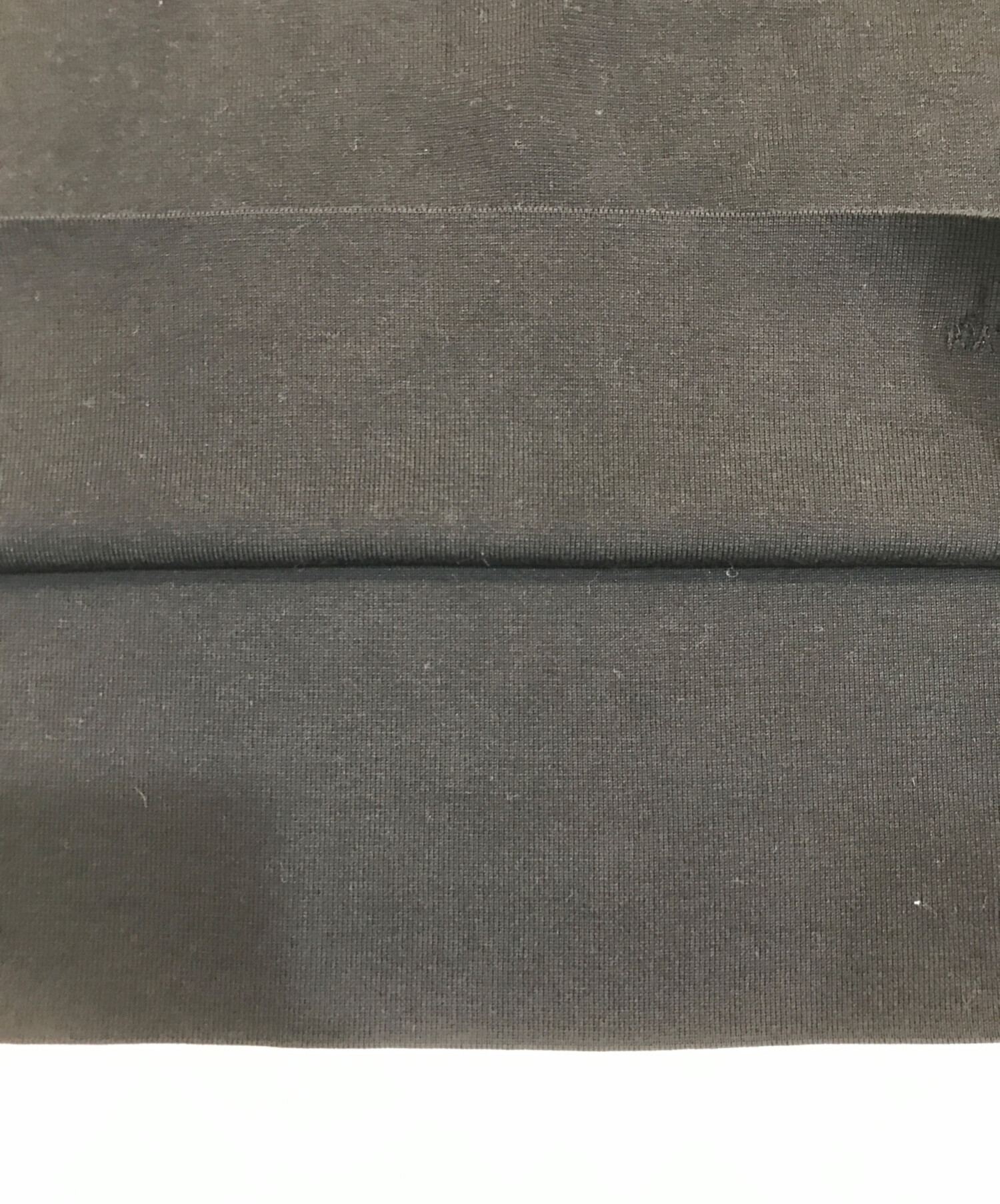 中古・古着通販】HYKE (ハイク) S/C/P CROPPED TOP SWEATER ブラック