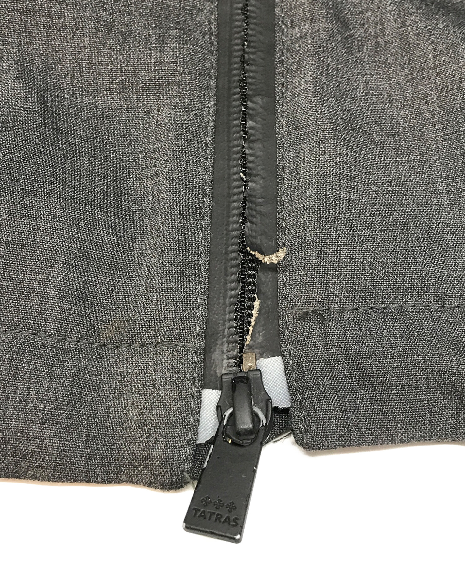 中古・古着通販】TATRAS (タトラス) COROMELL TECH DOWNJACKET グレー 
