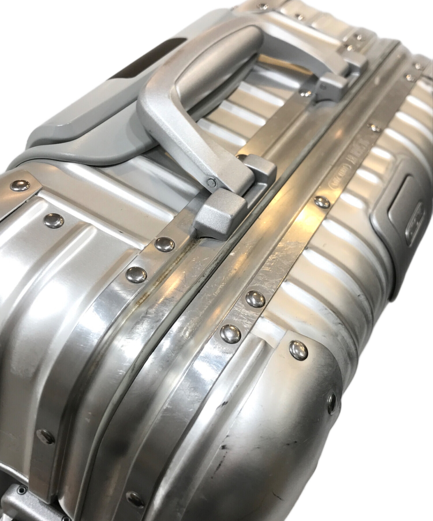 中古 リモワ トパーズ チタニウム 2輪 32L リモワ トパーズチタニウム 920.52-4 中古美品 32リットル 2輪