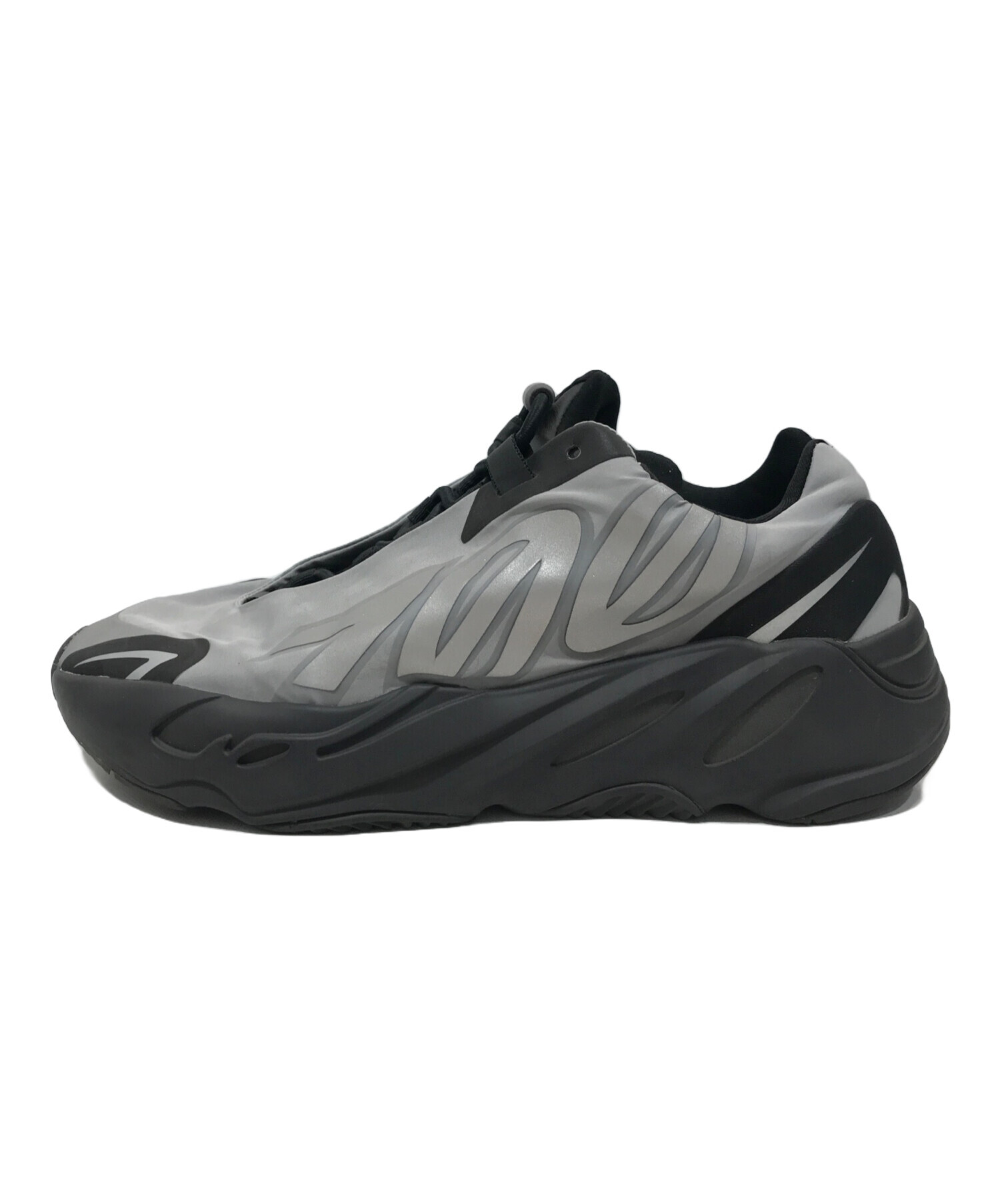 中古・古着通販】adidas (アディダス) YZY 700 MNVN METALLIC グレー 