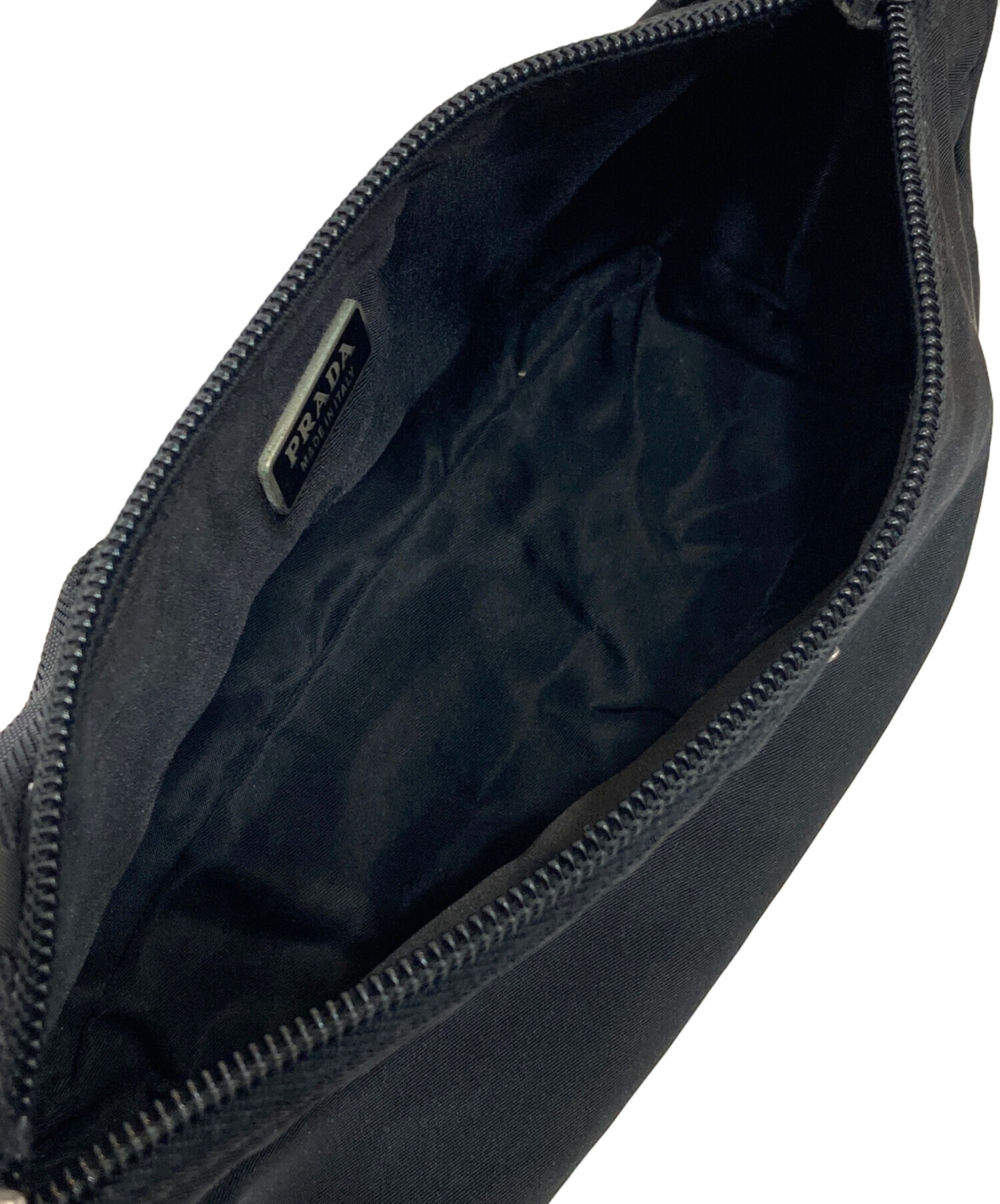 中古・古着通販】PRADA (プラダ) ナイロンポーチ ブラック｜ブランド 