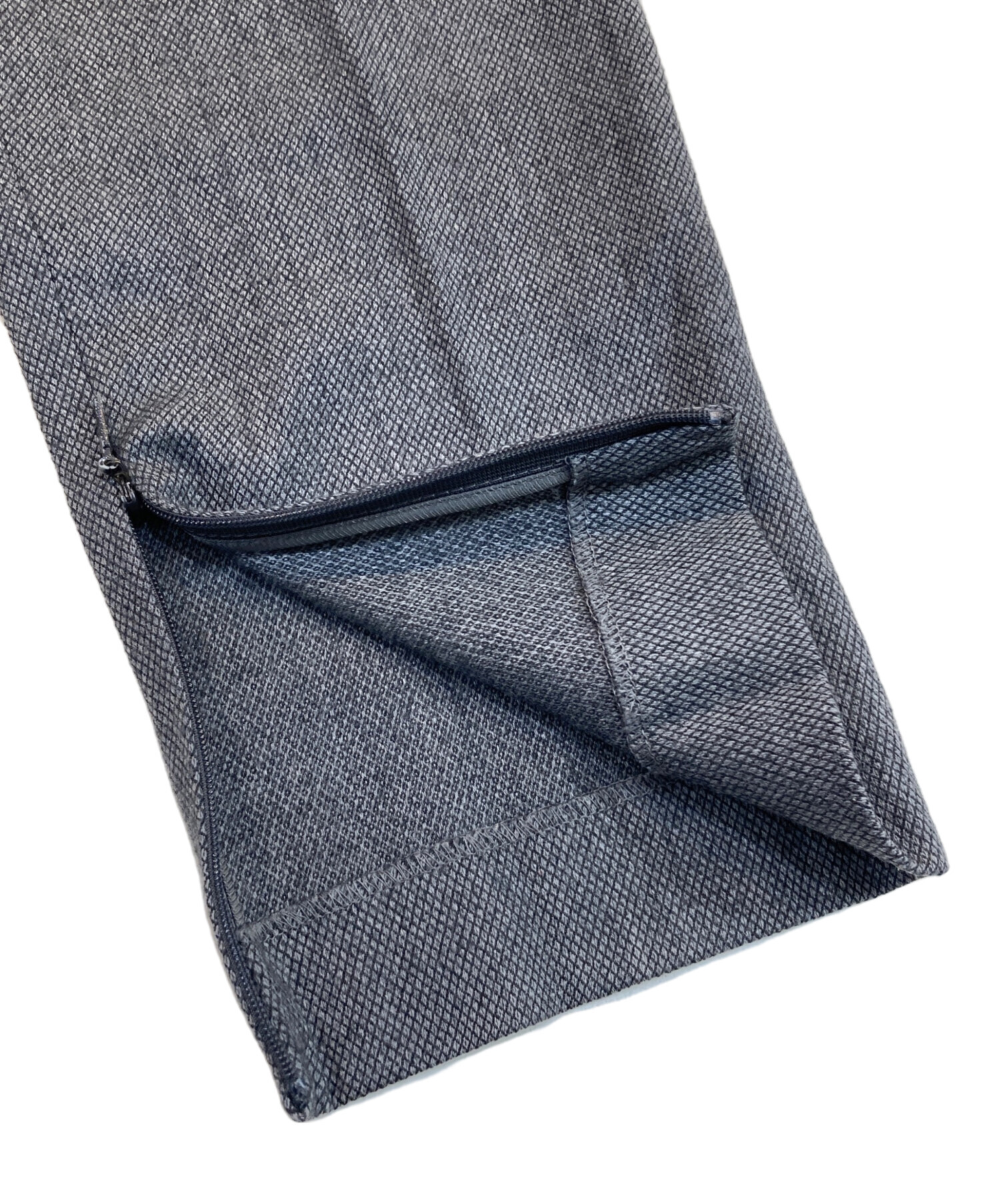 中古・古着通販】GUCCI (グッチ) 裾ジップスラックス グレー サイズ:40