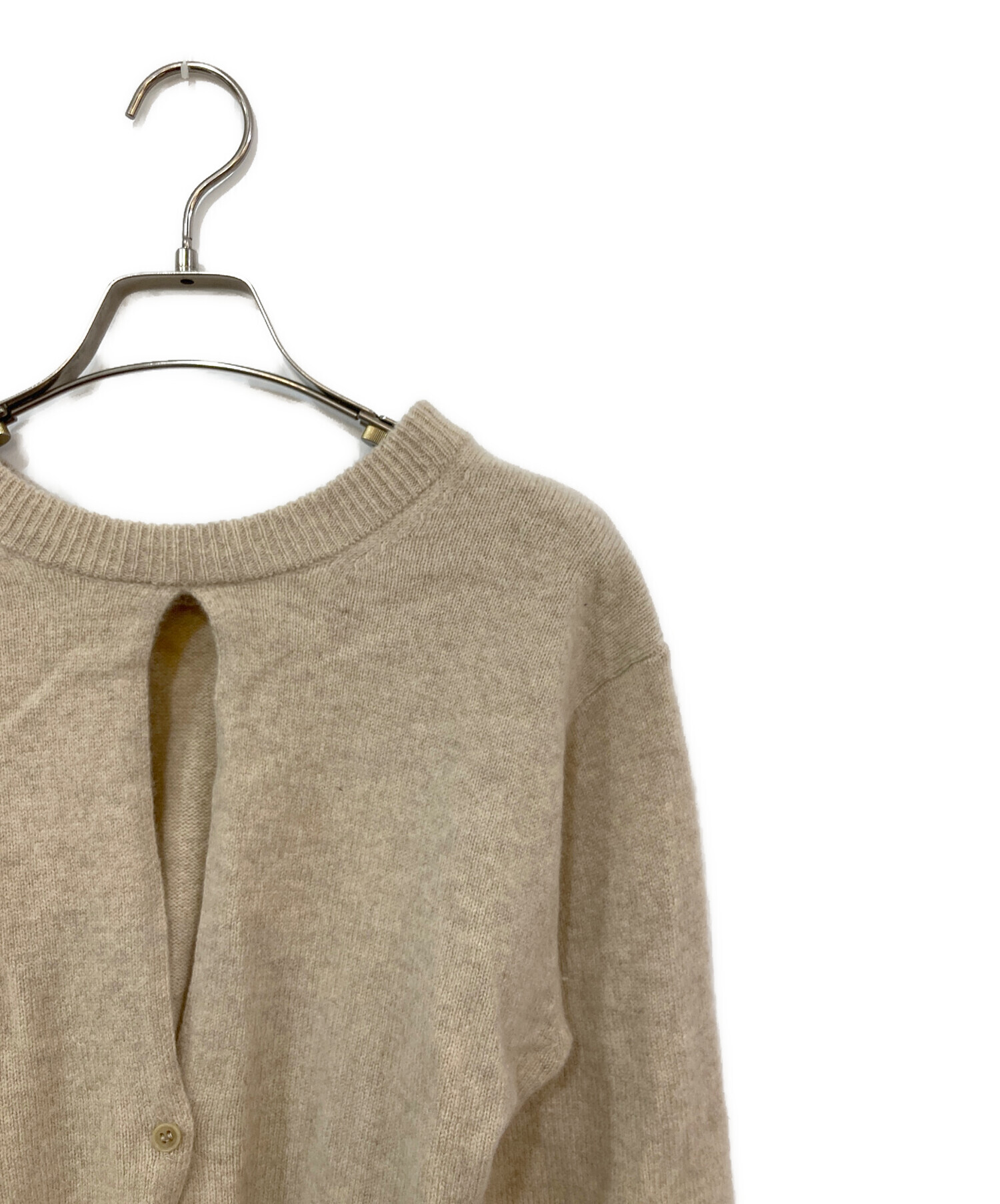 【瀬戸大橋店】 中古 CLANE | クラネ ニット W FACE CENTER SLIT KNIT TOPS 17106-2232 ベージュ サイズ：1 【110】 中古・古着通販】CLANE (クラネ) W FACE CENTER SLIT KNIT TOPS/W
