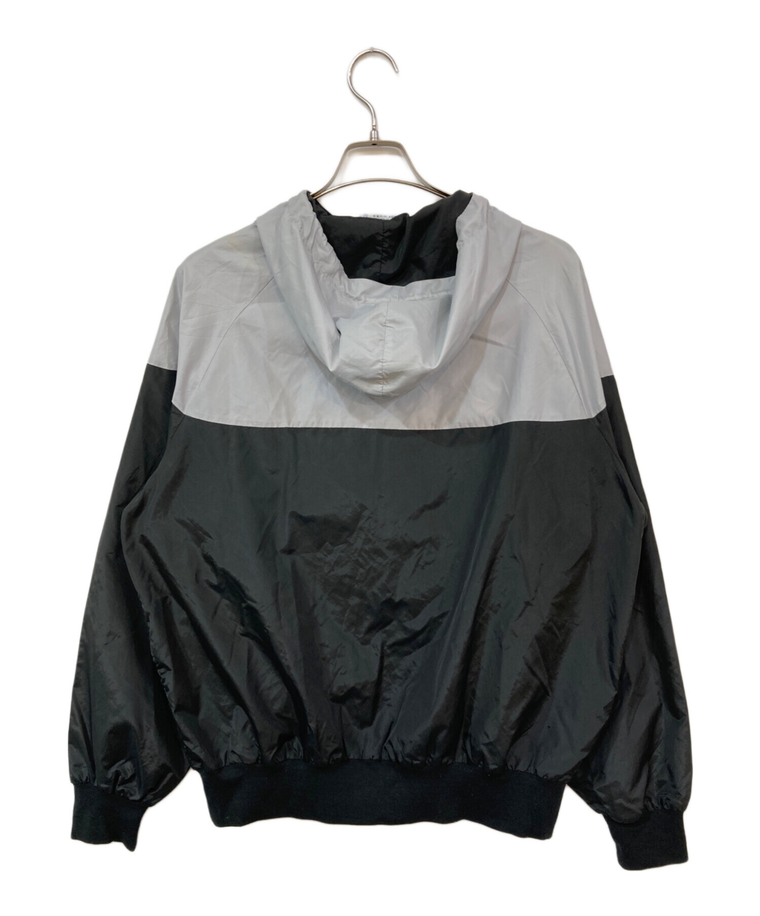中古・古着通販】NIKE (ナイキ) ナイロンジャケット グレー サイズ