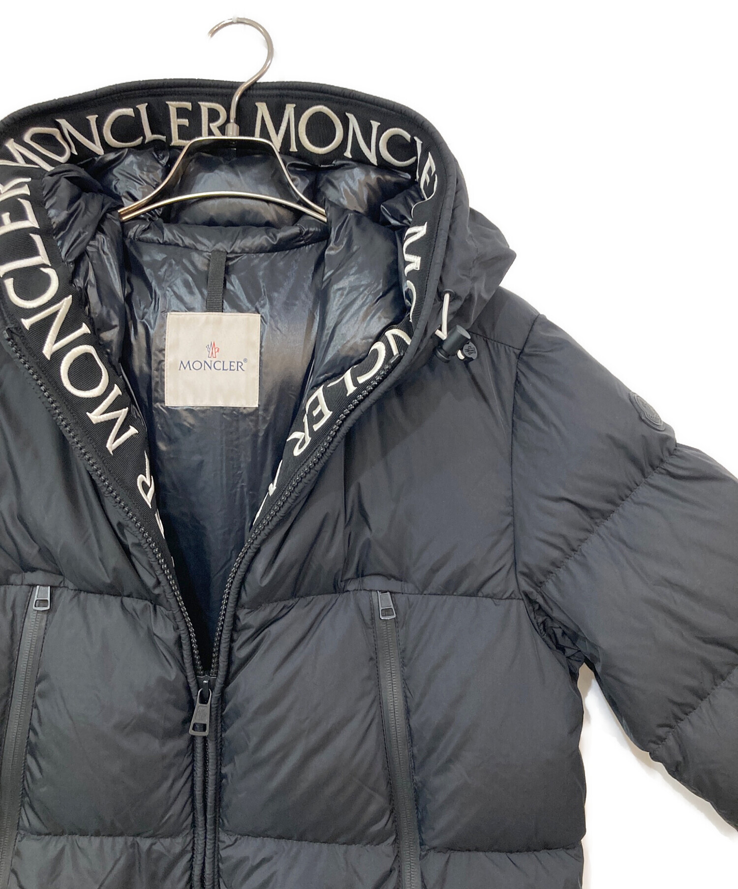 Moncler ダウン【大幅値下げ中　3/14まで】 楽天市場】【8/1 P2倍】【大幅値下げ！】 モンクレール MONCLER ダウン