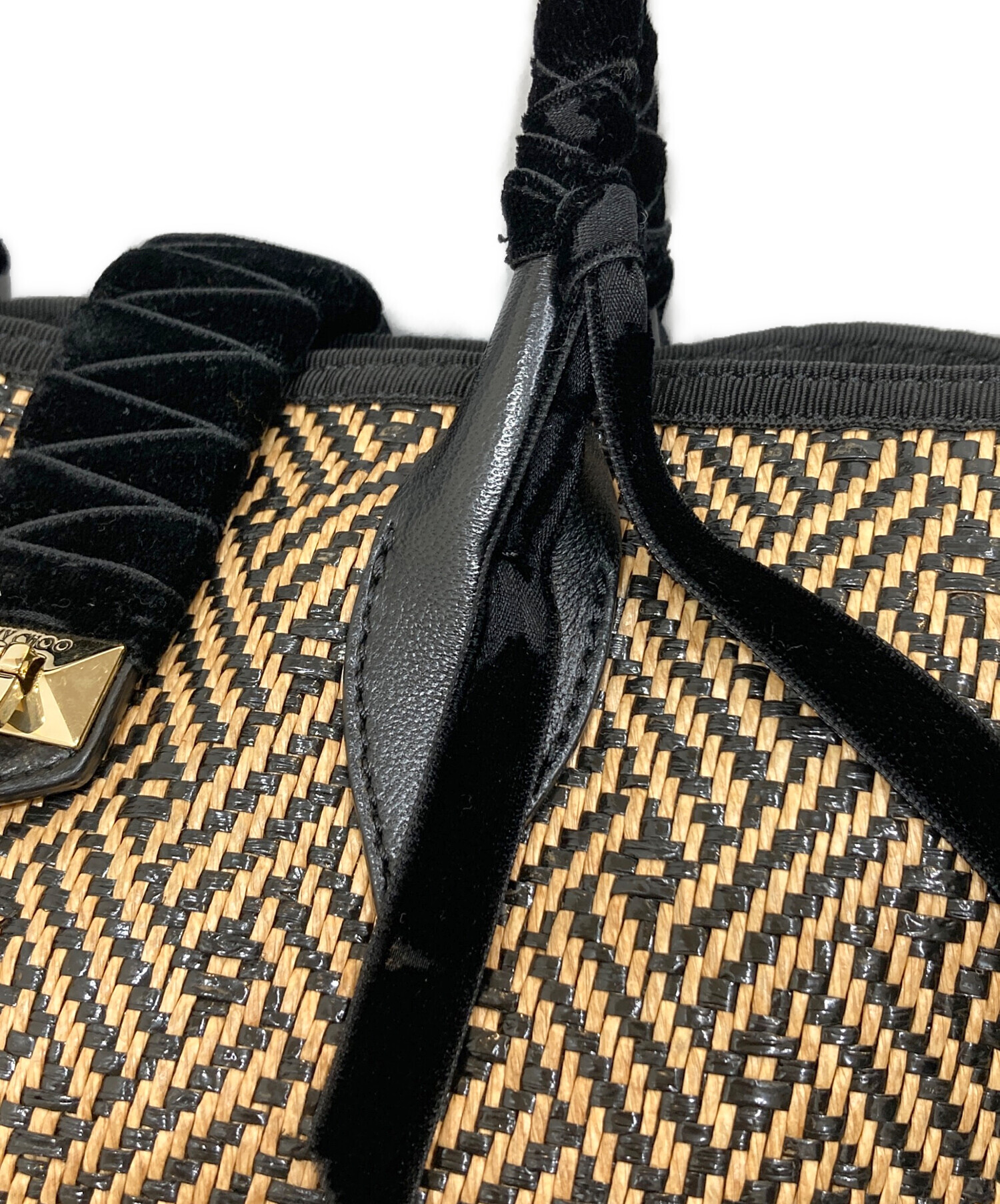JIMMY CHOO ベージュ ハンドバッグ 中古・古着通販】JIMMY CHOO (ジミーチュウ) ハンドバッグ ベージュ