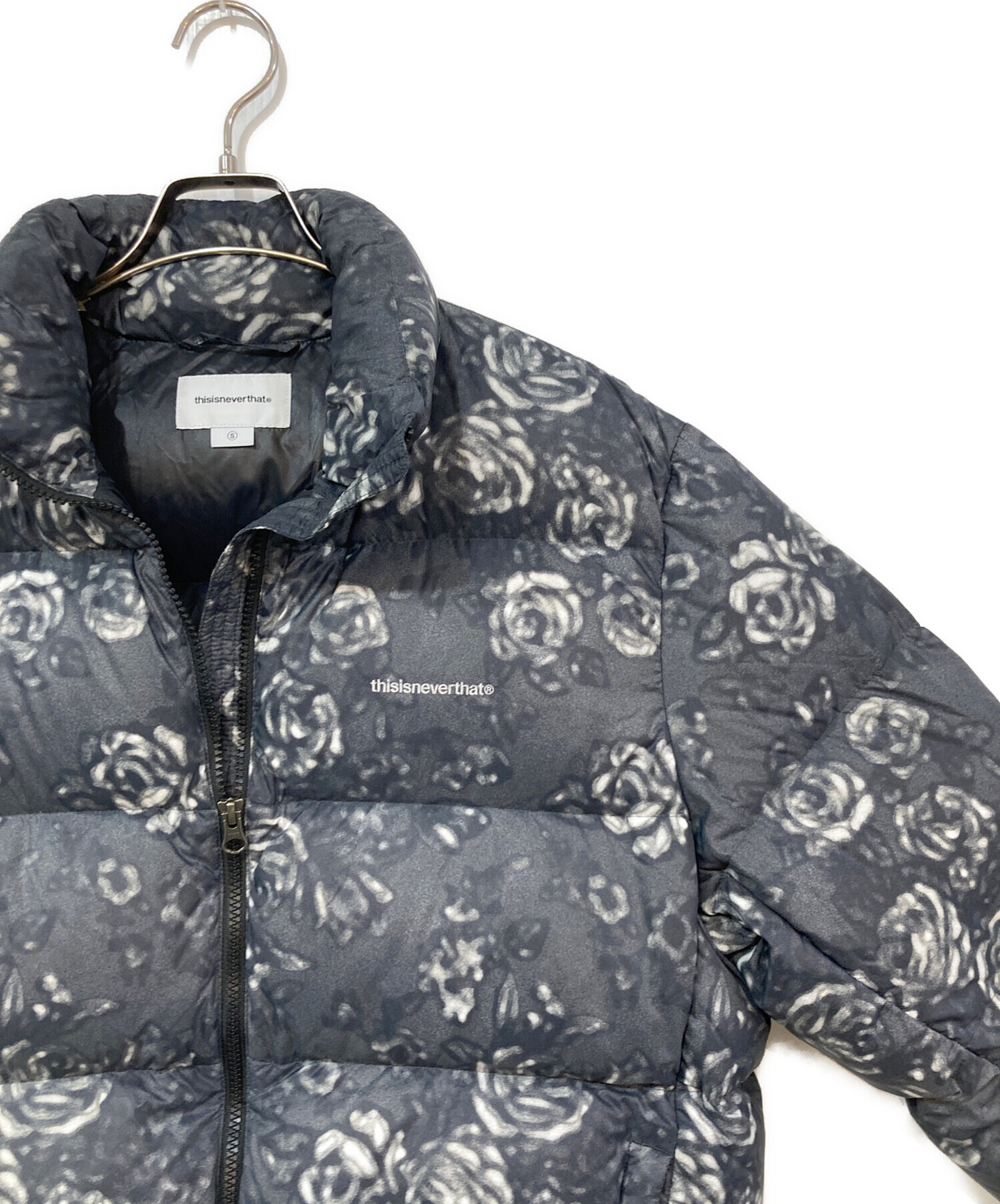 花柄グレー系ジャケット 中古・古着通販】thisisneverthat (ディスイズネバーザット) 花柄中綿