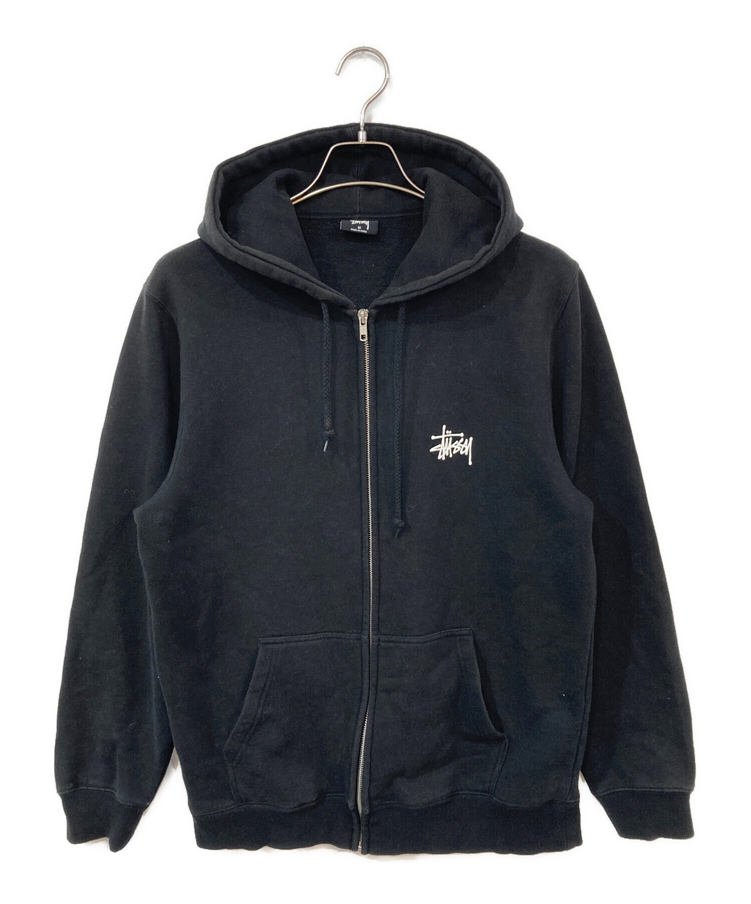 【未使用】STUSSY パーカー 中古・古着通販】stussy (ステューシー) ロゴジップパーカー ブラック