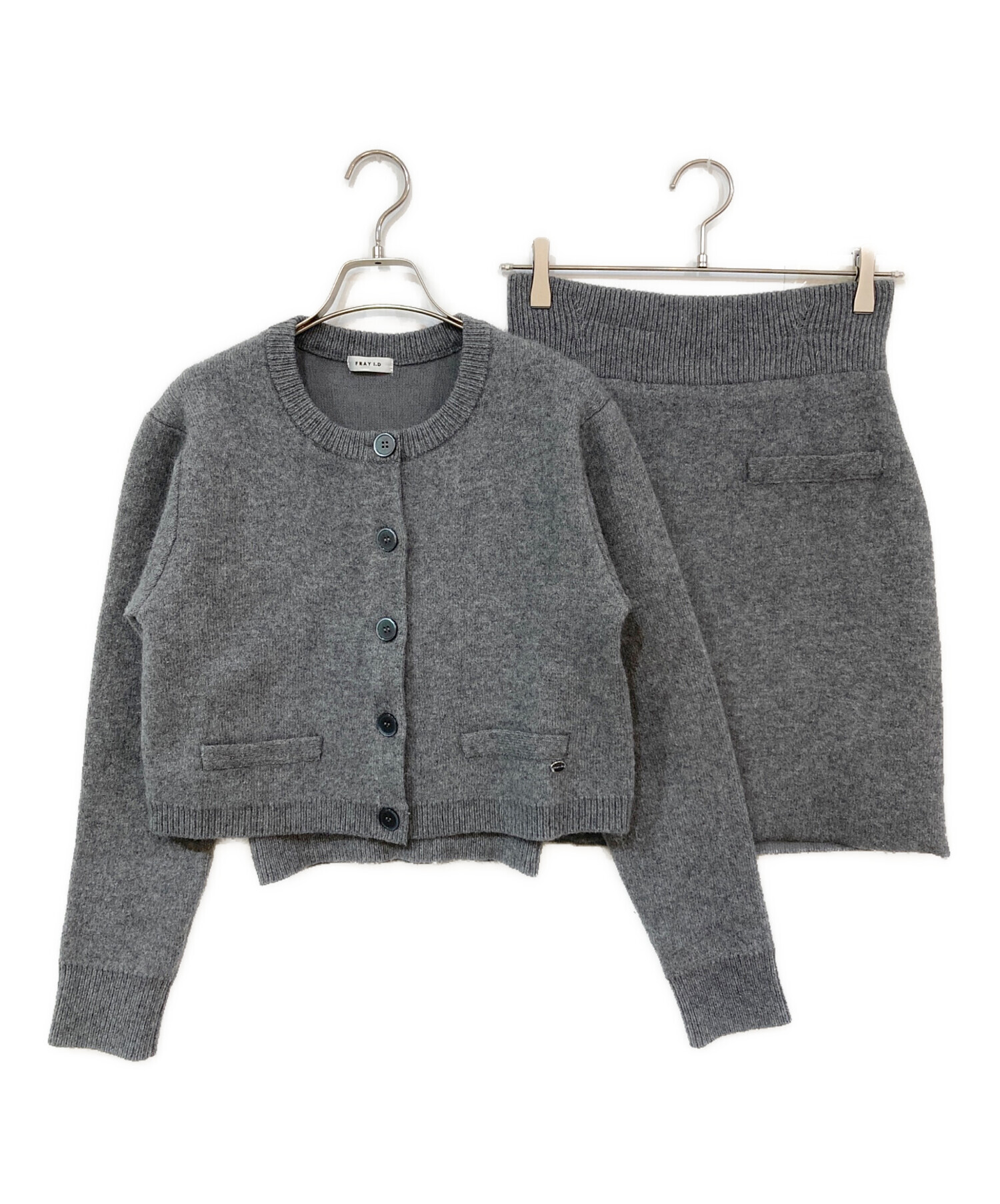 FRAY I.D ラクーンニットセットアップ （GRY） 中古・古着通販】FRAY ID (フレイ アイディー) ラクーンニット