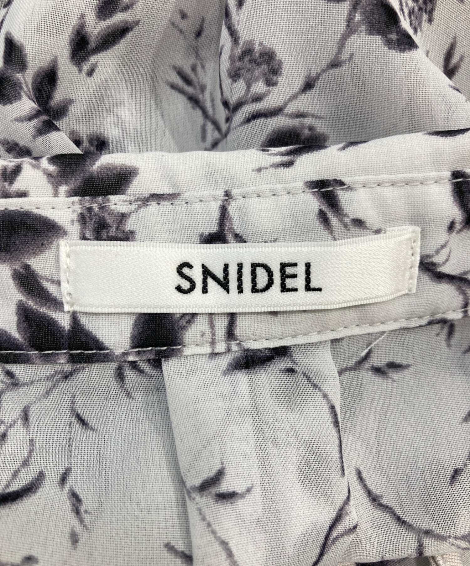 中古・古着通販】Snidel (スナイデル) Sustainableフリルプリーツ
