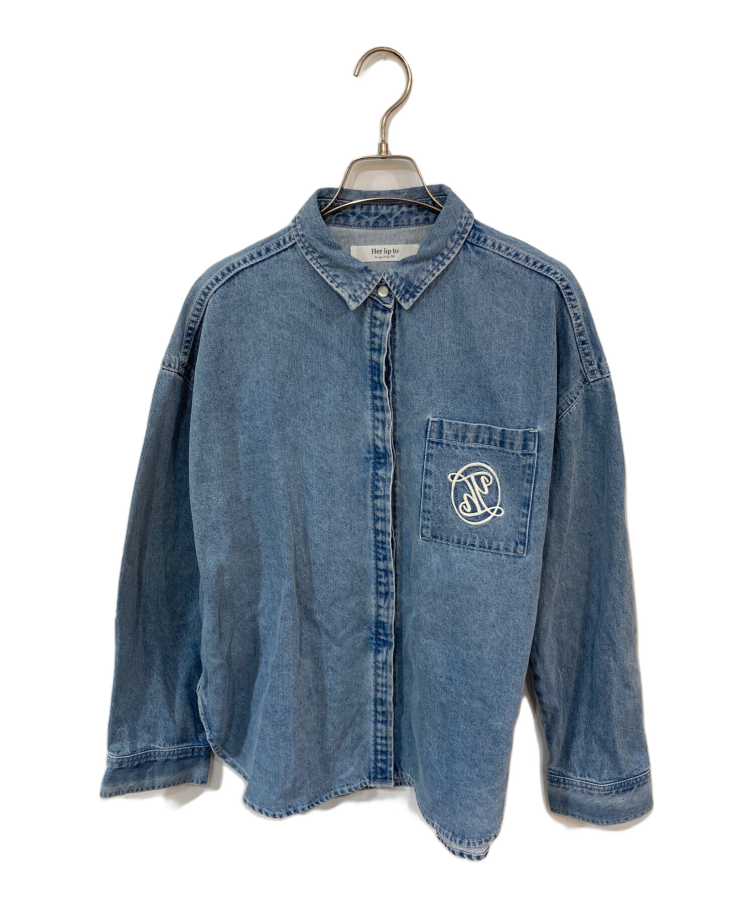 ジャケット・アウター herlipto Emblem Logo Denim Shirt Jacket 中古・古着通販】HER LIP TO (ハーリップトゥ) Emblem Logo Denim