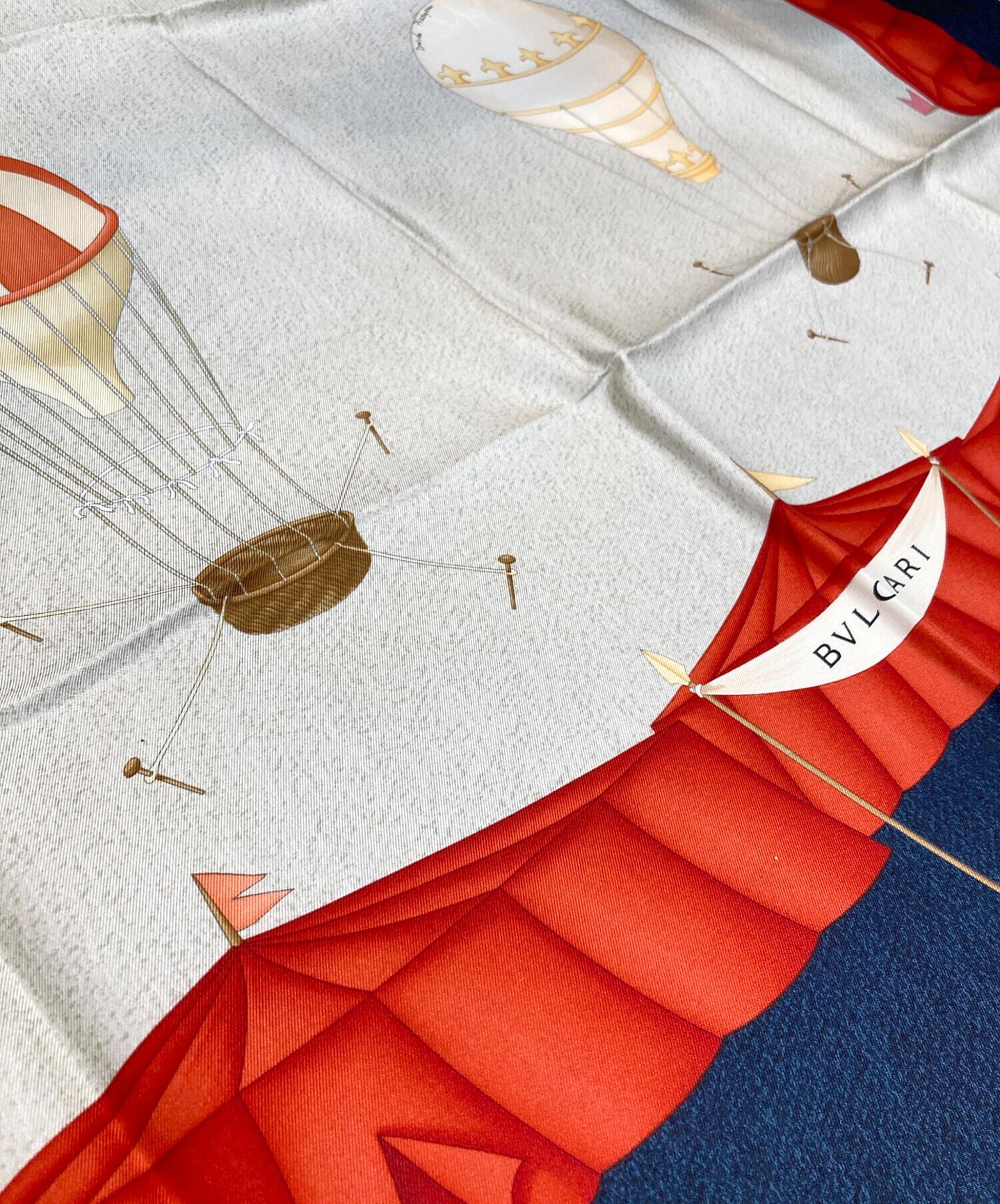 中古・古着通販】BVLGARI (ブルガリ) 気球柄シルクスカーフ ネイビー